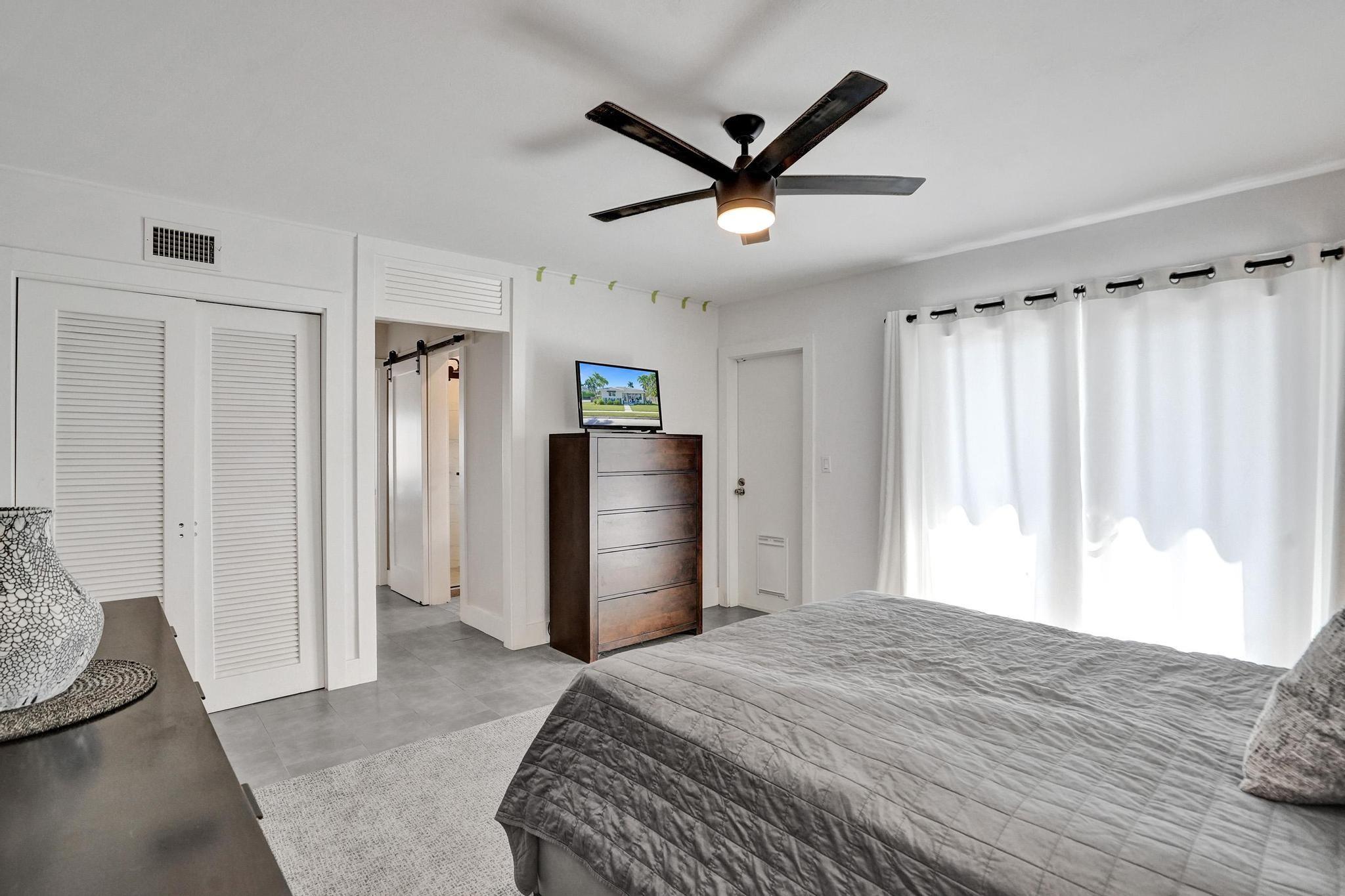 Photo for 800 Polk Street, Hollywood, FL 33019 - Listing #FX-10518579 800 Polk Street, Hollywood, FL 33019