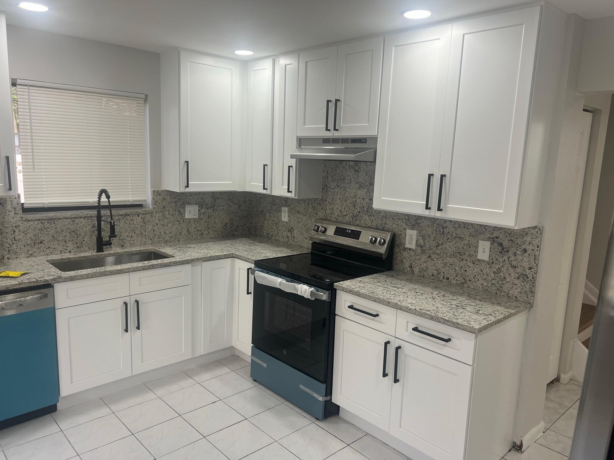 11530-32 NW 43rd Street 11530-32, Coral Springs, FL 33065