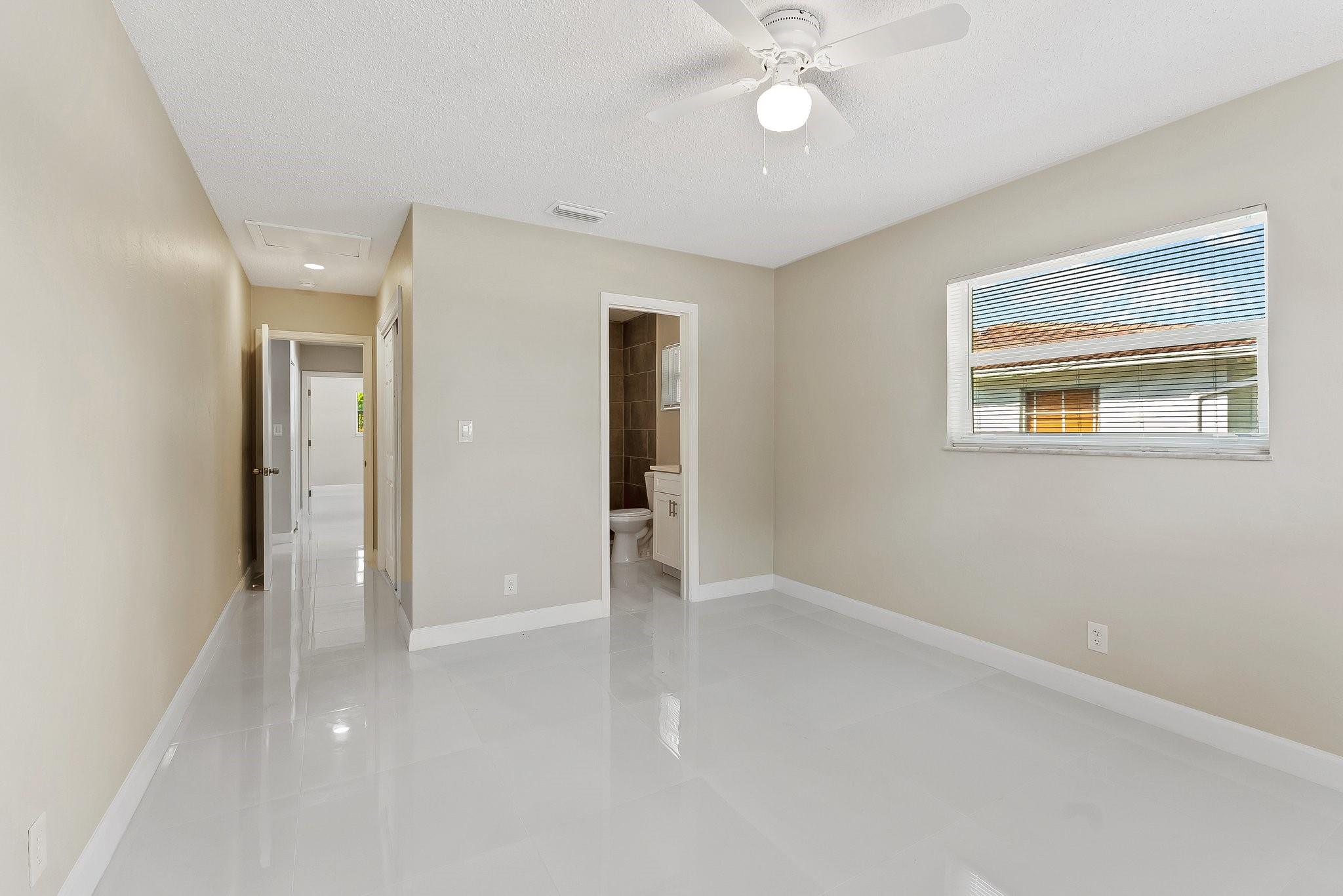 3580 NW 110th Avenue B, Coral Springs, FL 33065