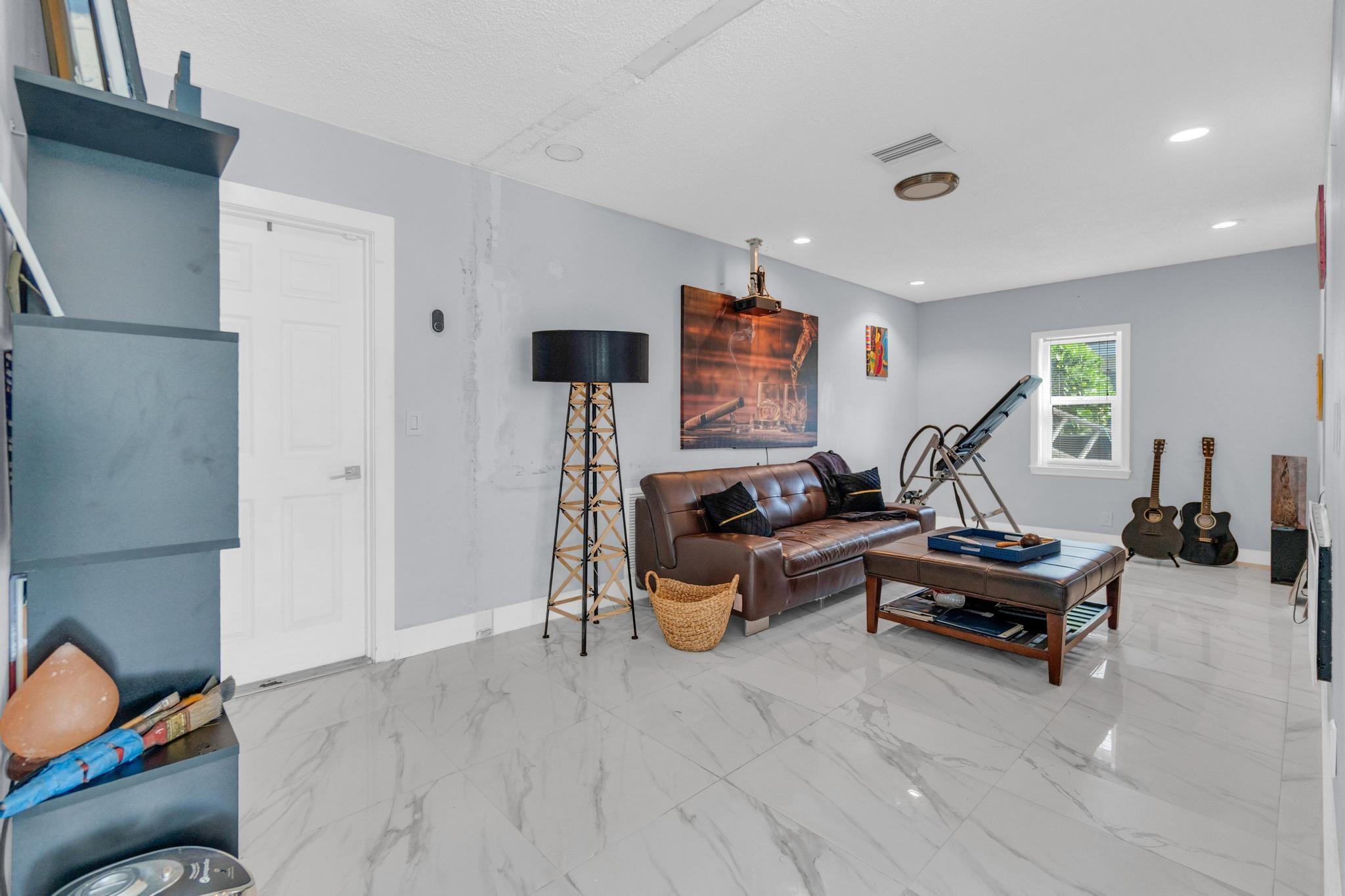 7506 NW 41st Street, Coral Springs, FL 33065