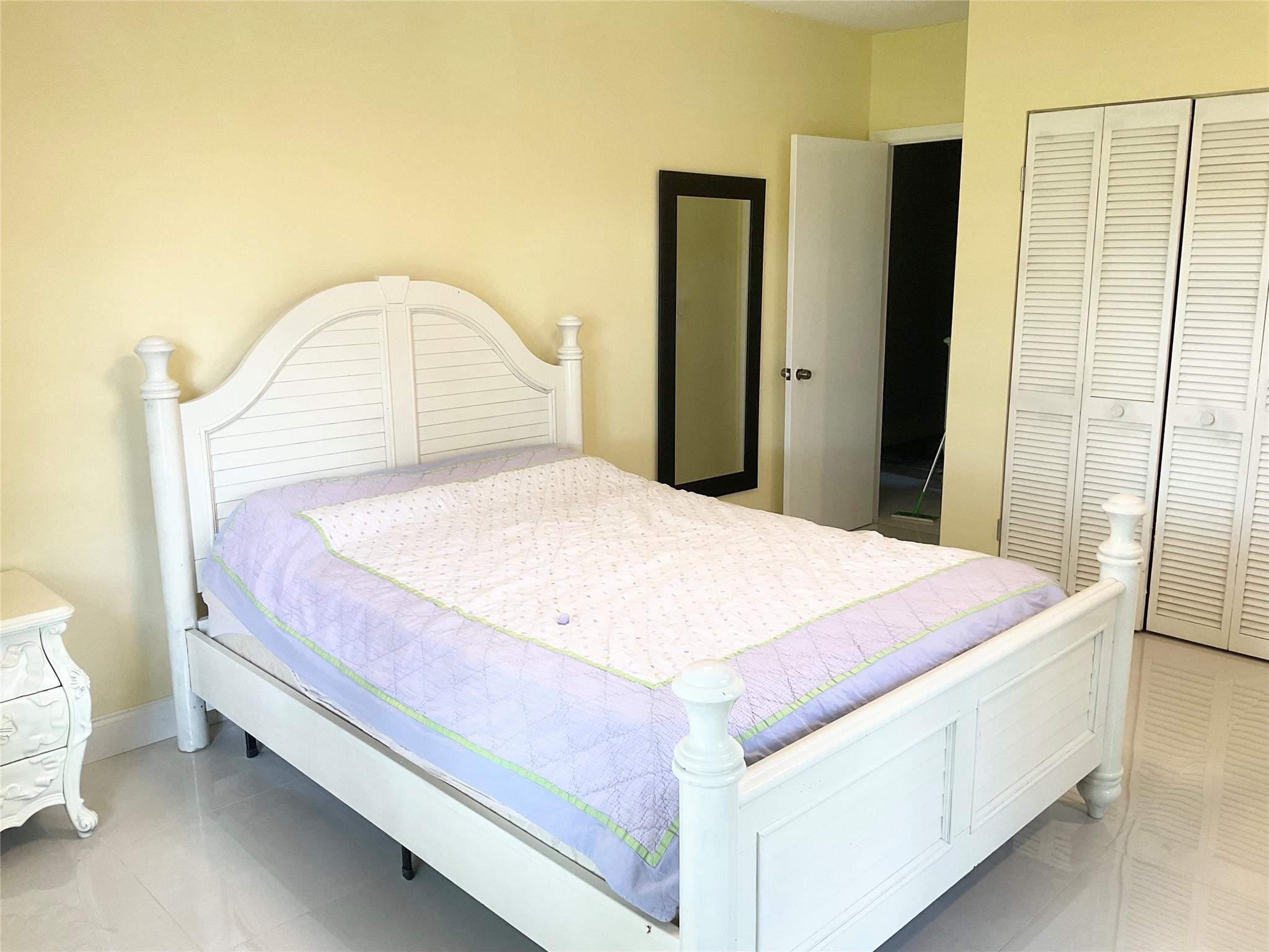 10477 NW 4th Street, Coral Springs, FL 33071