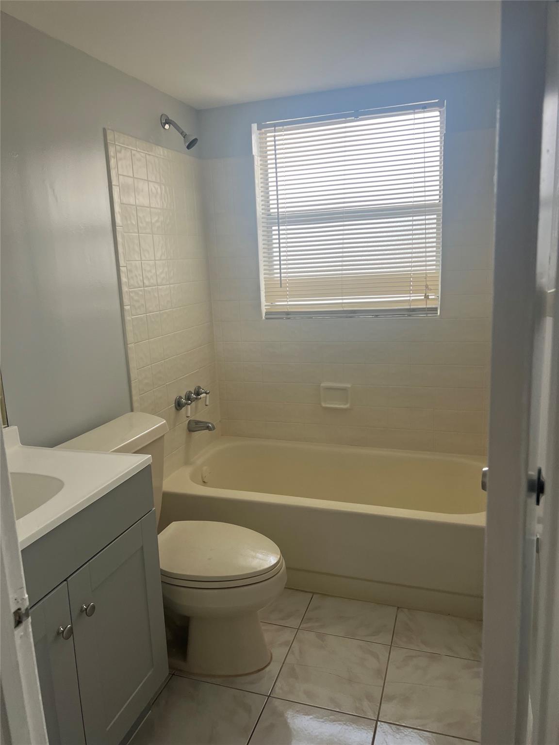 1022 Twin Lakes Drive, Coral Springs, FL 33071