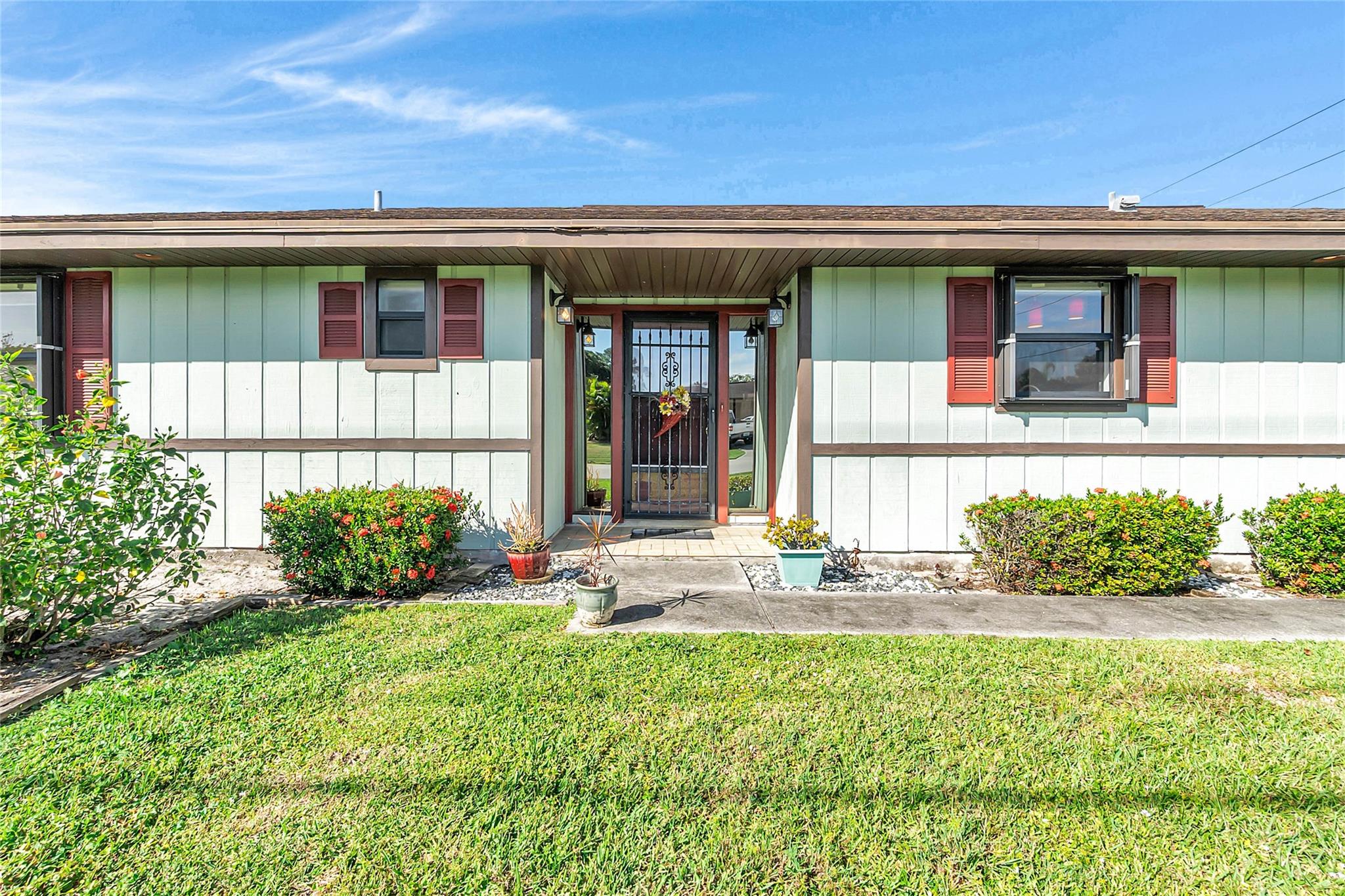 Photo for 1274 SW Fountain Avenue, Port Saint Lucie, FL 34953 - listing #FX-10536390 1274 SW Fountain Avenue, Port Saint Lucie, FL 34953