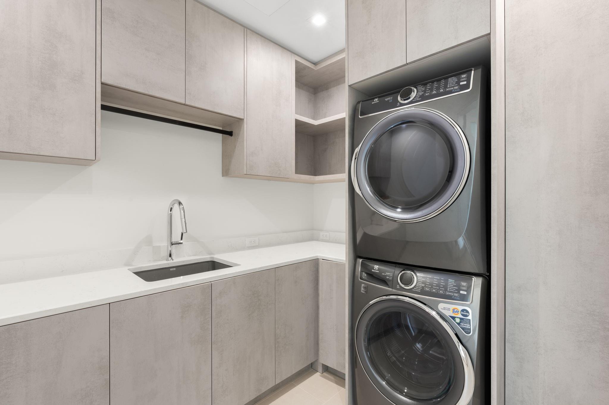 2035 Intracoastal Drive, Fort Lauderdale, FL 33305