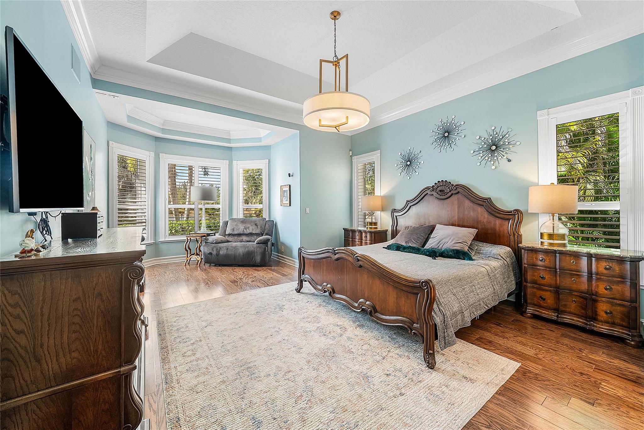 1st Floor Primary Suite