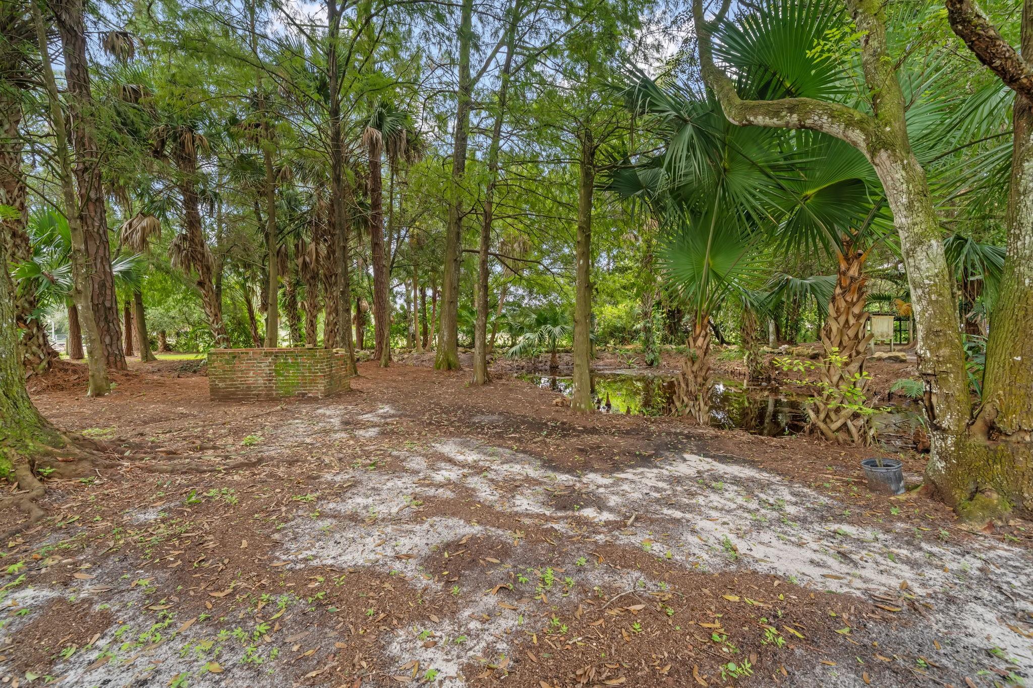 Photo for 3547 B Road, Loxahatchee Groves, FL 33470 - Listing #FX-10526166 3547 B Road, Loxahatchee Groves, FL 33470