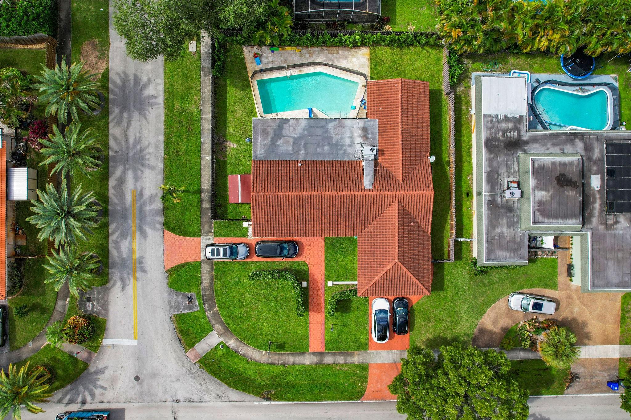 Photo for 3500 N 46th Avenue, Hollywood, FL 33021 - listing #FX-10533726 3500 N 46th Avenue, Hollywood, FL 33021