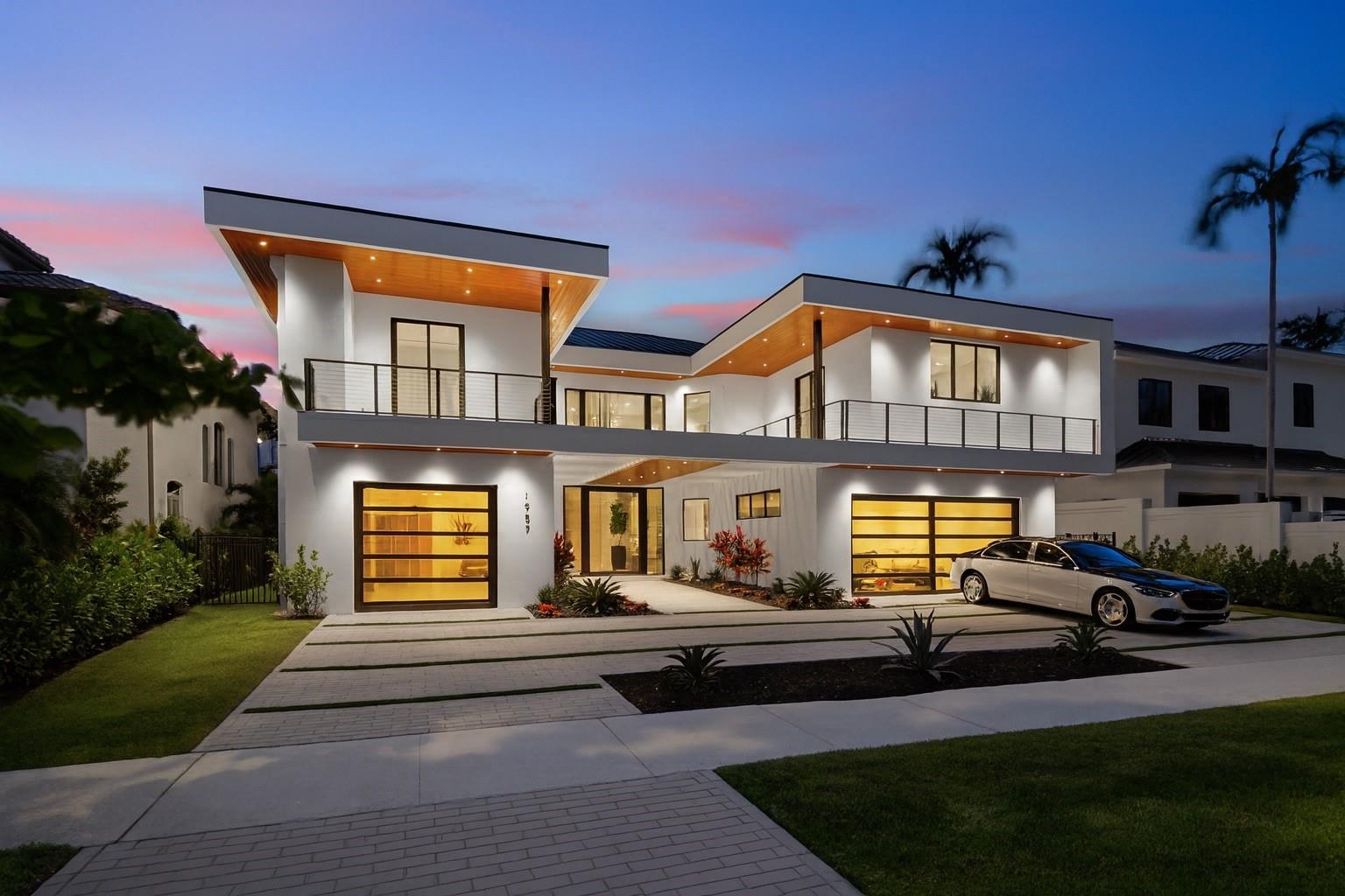 1957 Harbourview Drive, Fort Lauderdale, FL 33316