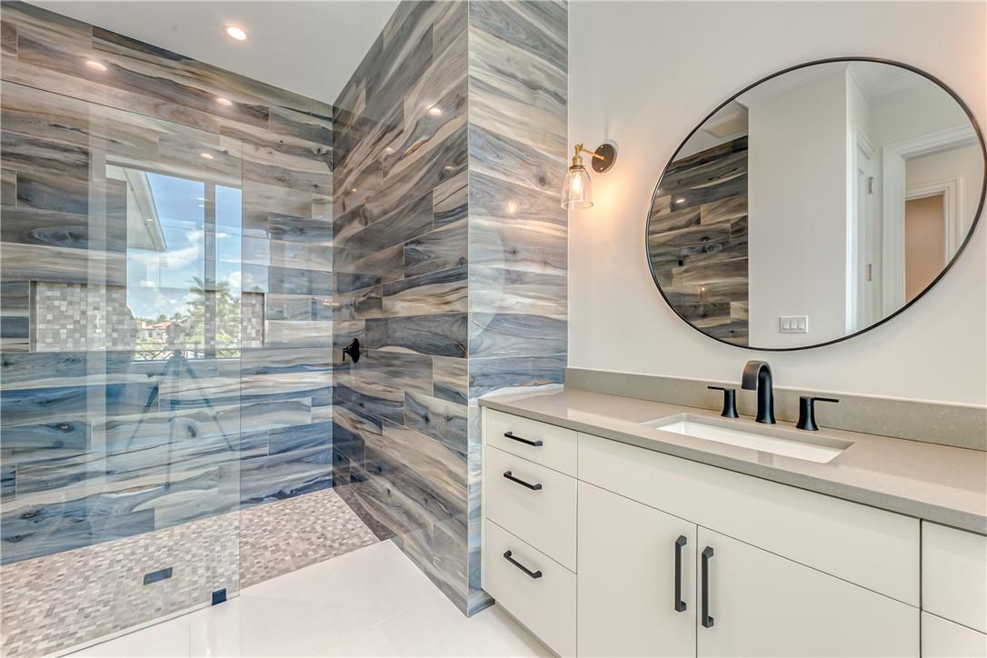 1725 SE 8th Street, Fort Lauderdale, FL 33316