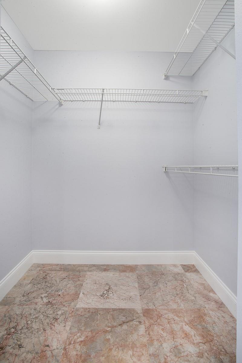 5860 W Sample Road 204, Coral Springs, FL 33067