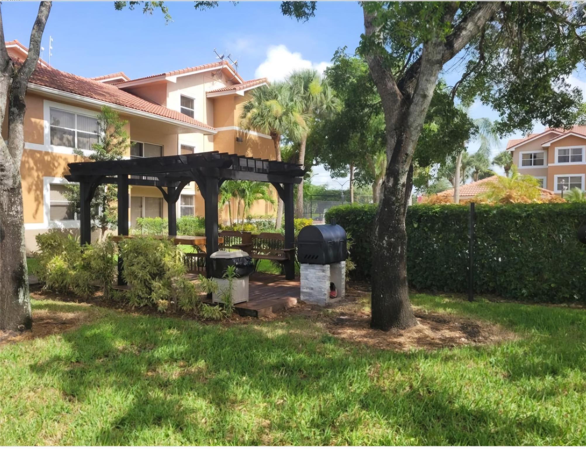 8741 Wiles Road 305, Coral Springs, FL 33067