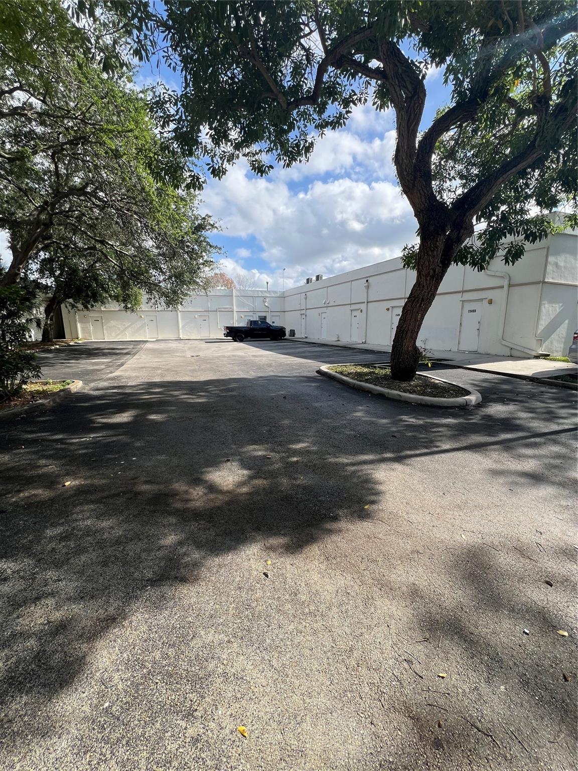 11408 W Sample Road, Coral Springs, FL 33065