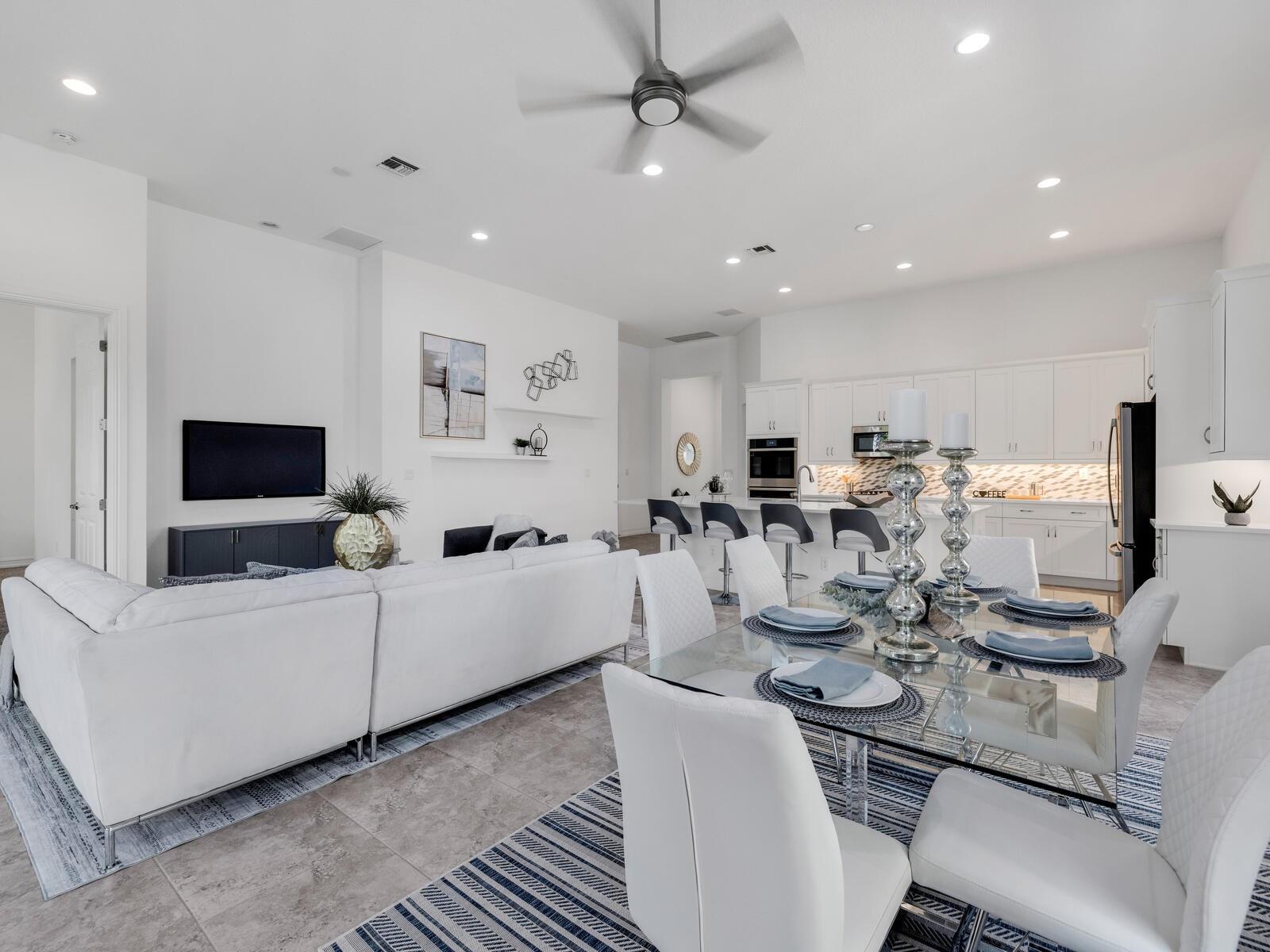 9088 E Leon Circle, Parkland, FL 33076