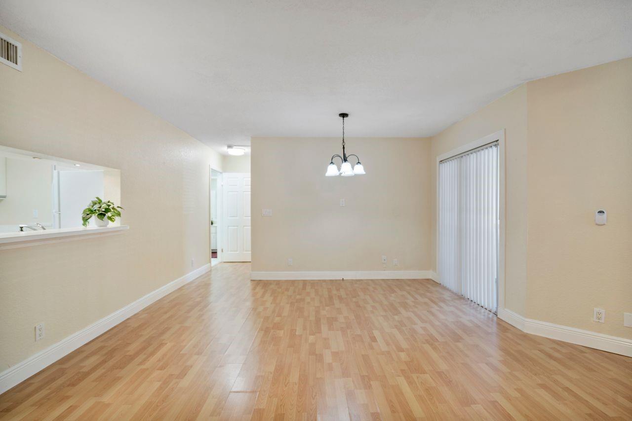 9899 Westview Drive 516, Coral Springs, FL 33076