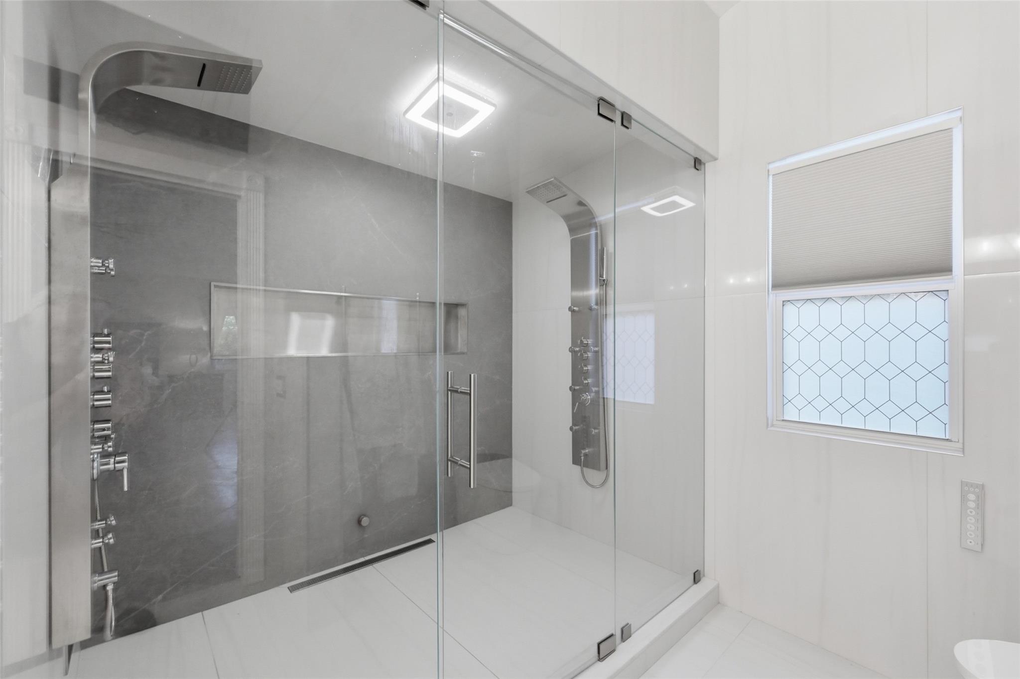 4711 NW 96th Drive, Coral Springs, FL 33076