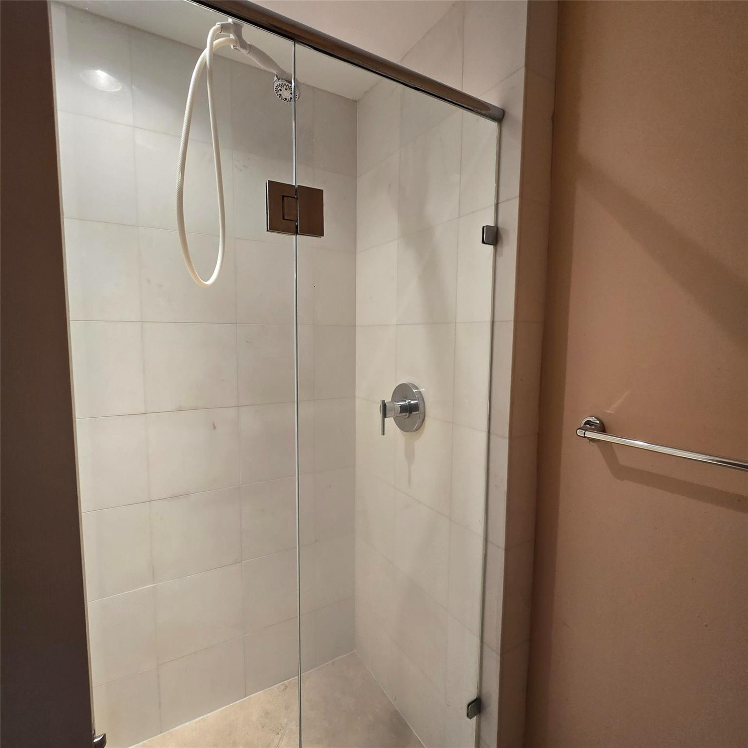 626 NE 195th Street 626, Miami, FL 33179