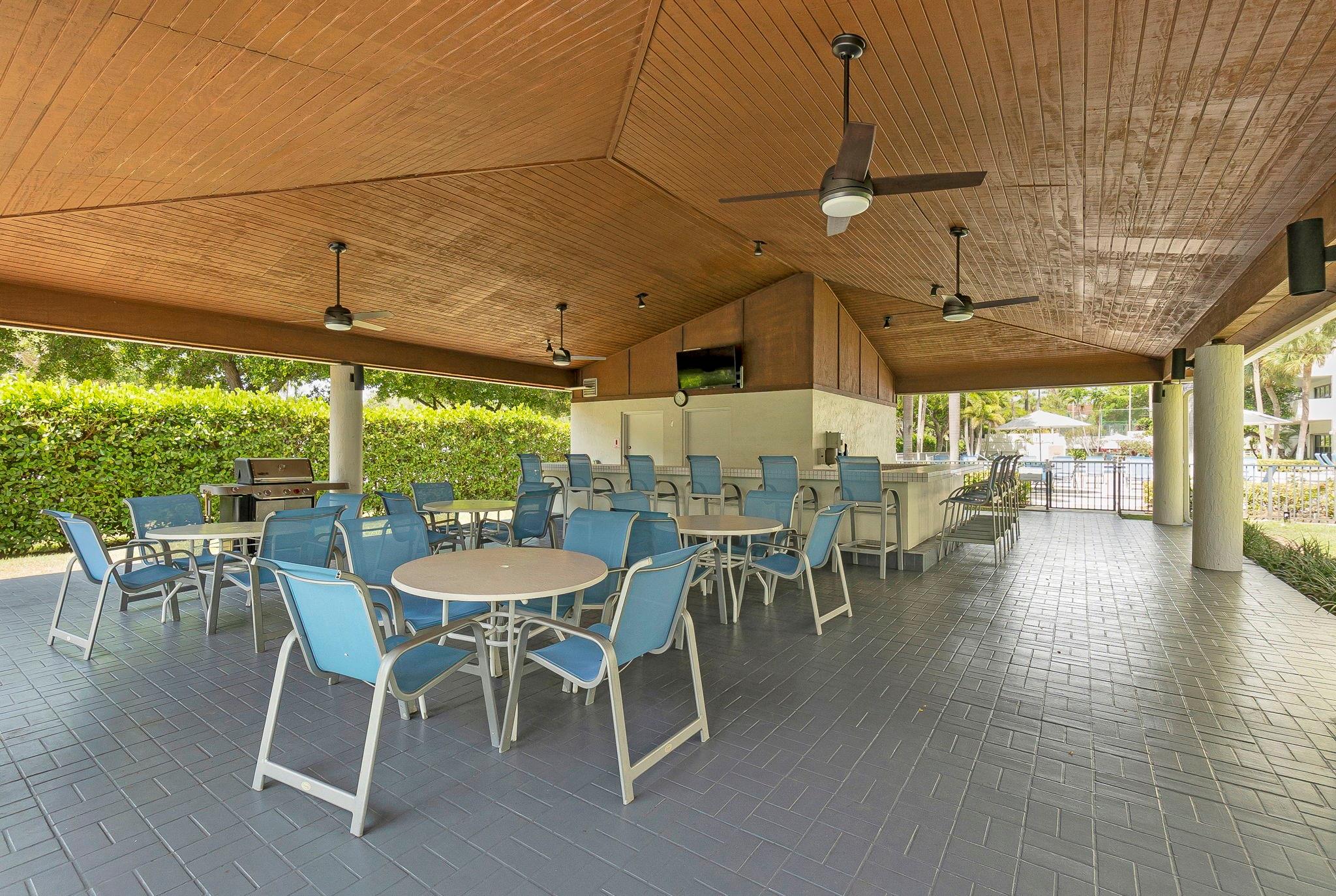 Photo for 3200 Port Royale Drive N, 112, Fort Lauderdale, FL 33308 - Listing #FX-10519629 3200 Port Royale Drive N, 112, Fort Lauderdale, FL 33308
