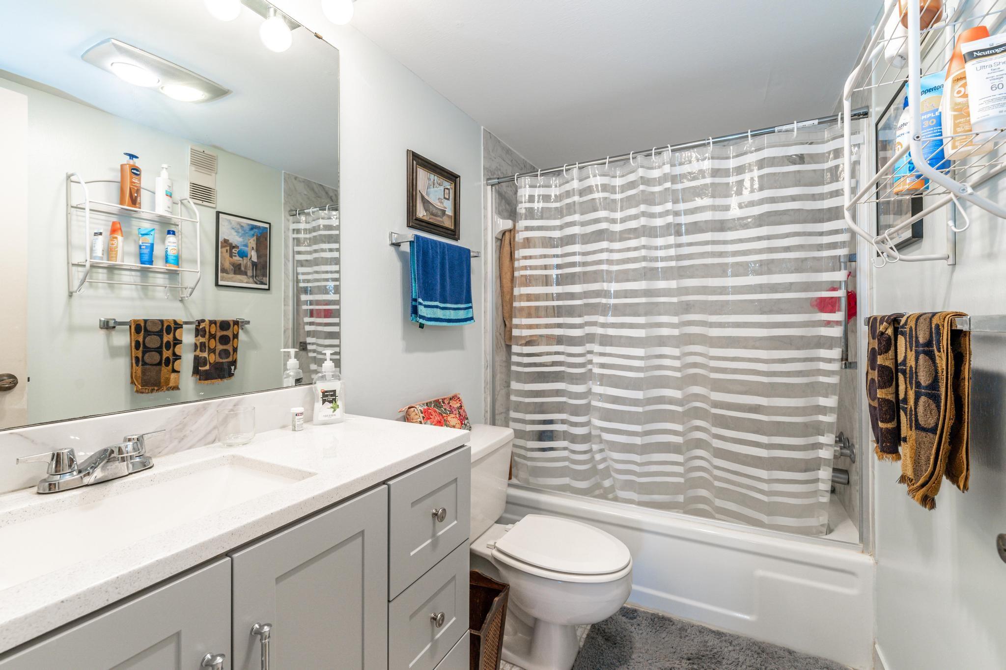 Photo for 8900 Washington Boulevard, 506B, Pembroke Pines, FL 33025 - Listing #FX-10484168 8900 Washington Boulevard, 506B, Pembroke Pines, FL 33025