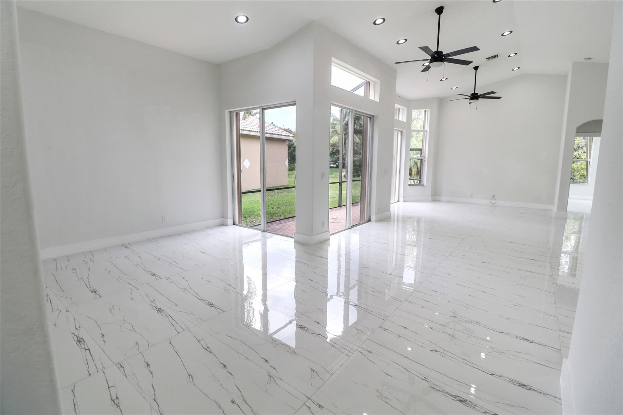 5824 NW 120th Avenue, Coral Springs, FL 33076