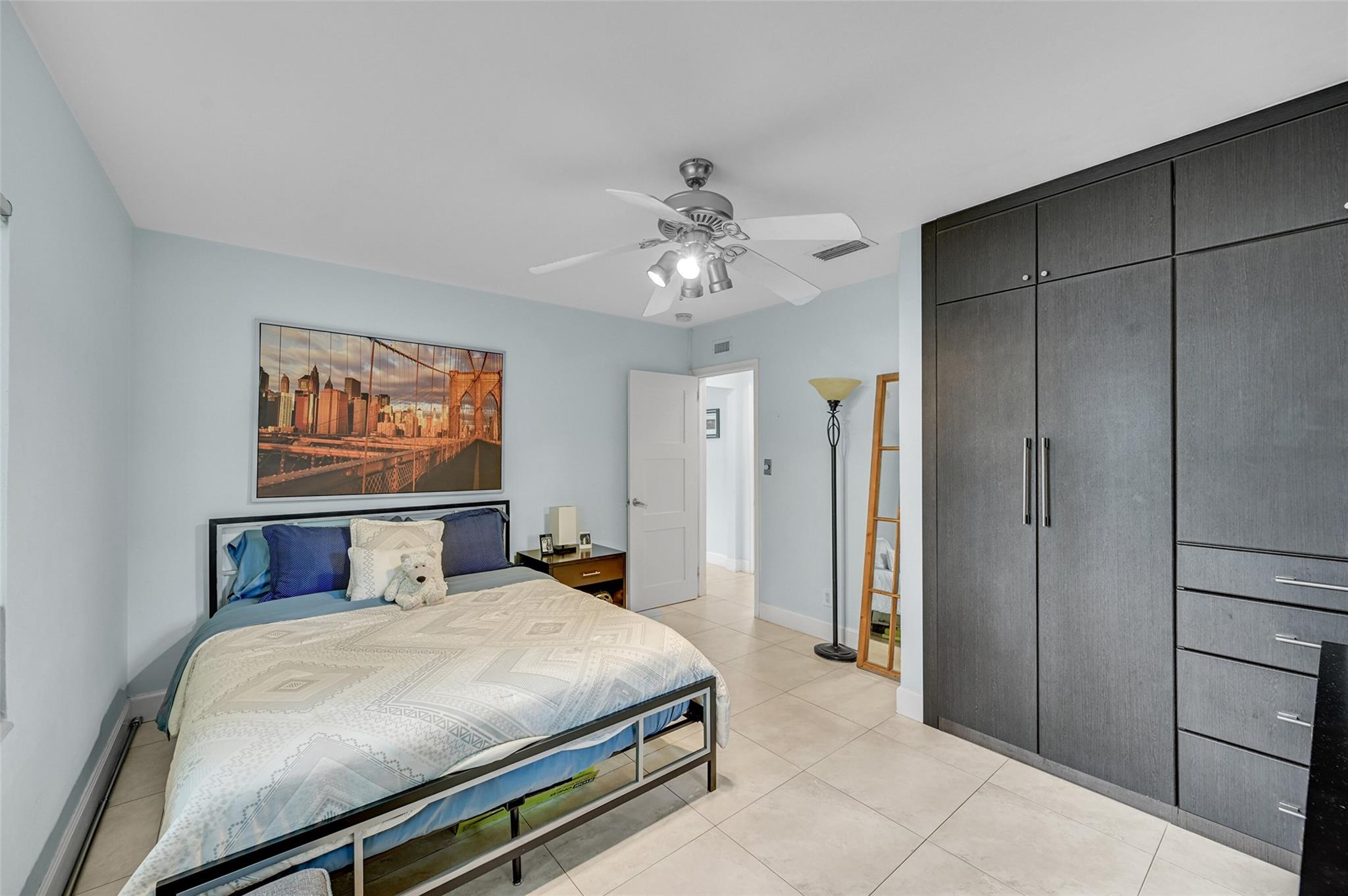 Photo for 2716 NE 10th Terrace, Wilton Manors, FL 33334 - Listing #FX-10518956 2716 NE 10th Terrace, Wilton Manors, FL 33334