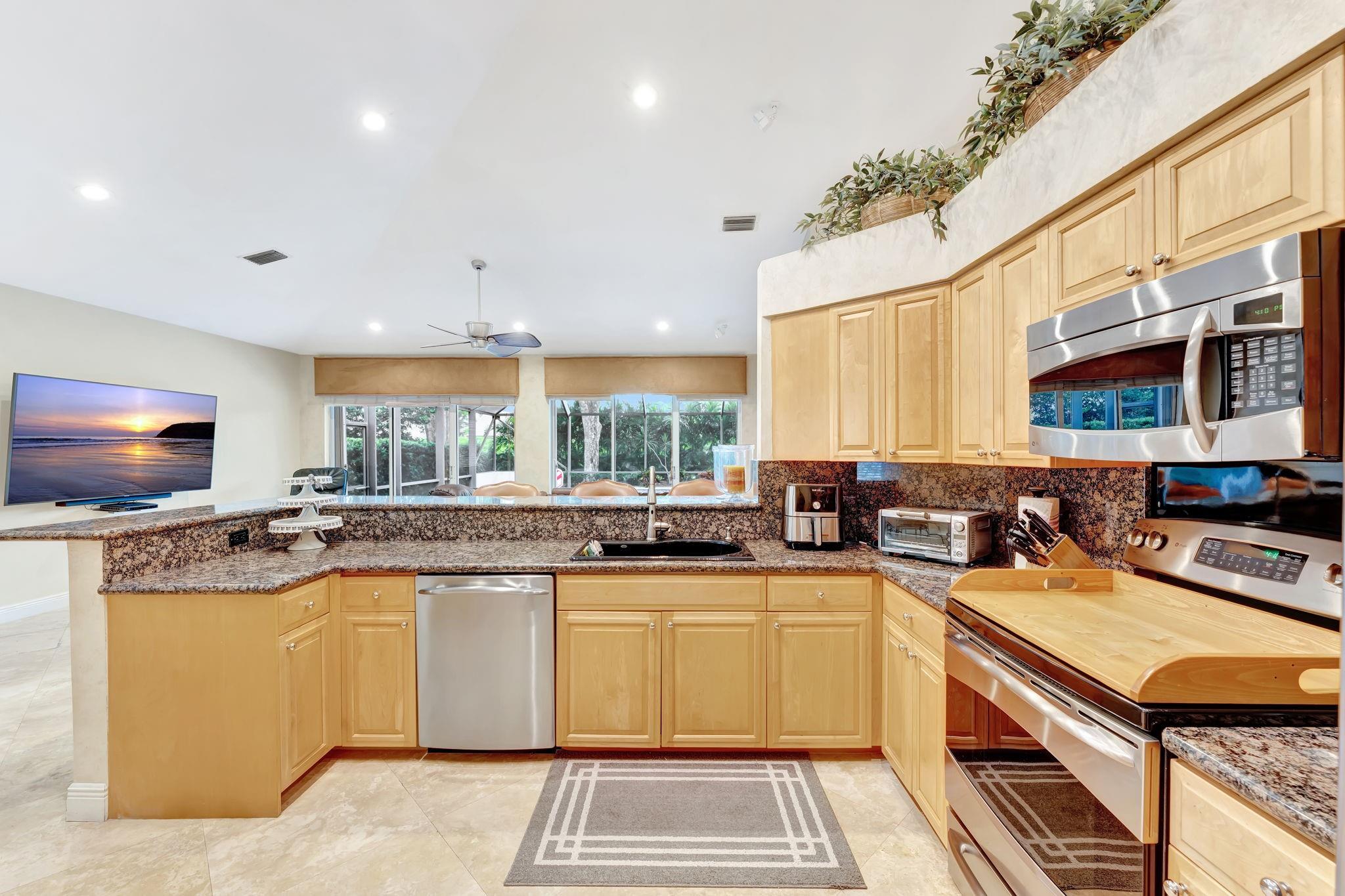 12055 Classic Drive, Coral Springs, FL 33071