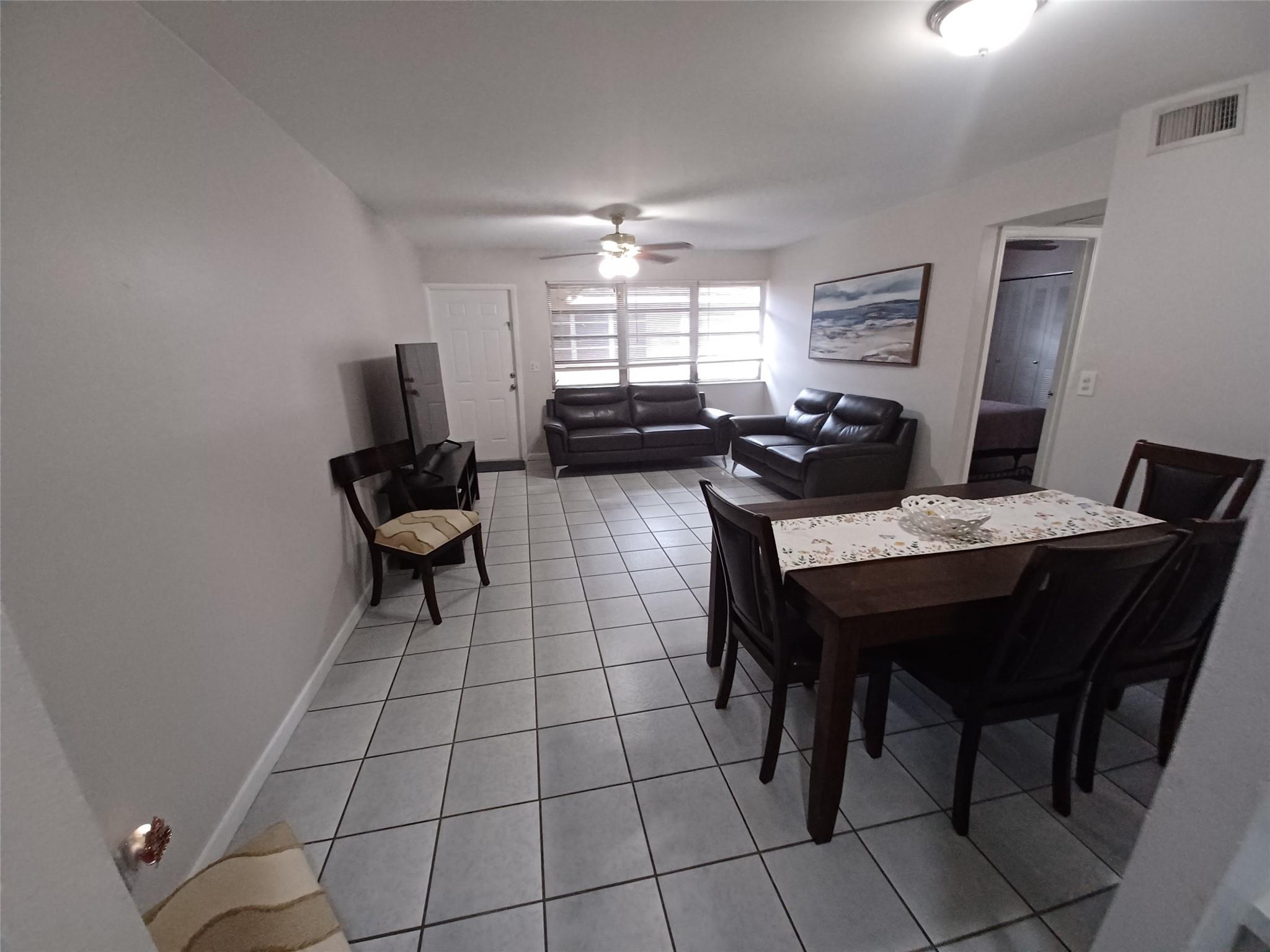 10036 Twin Lakes Drive 37F, Coral Springs, FL 33071