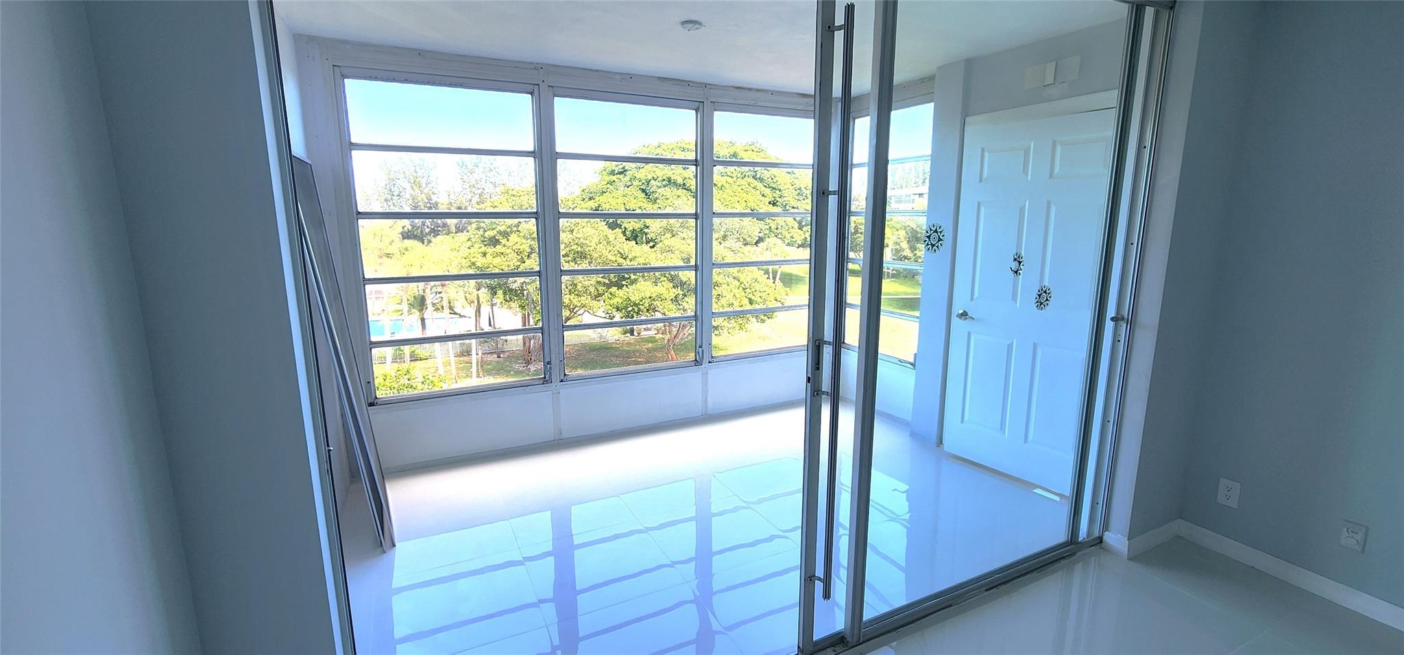 2650 S Course Drive 505, Pompano Beach, FL 33069