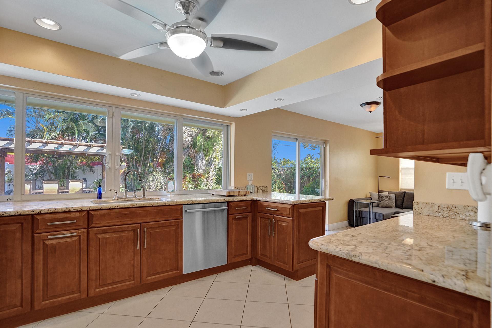 Photo for 5850 NE 22 Avenue, Fort Lauderdale, FL 33308 - Listing #FX-10486598 5850 NE 22 Avenue, Fort Lauderdale, FL 33308