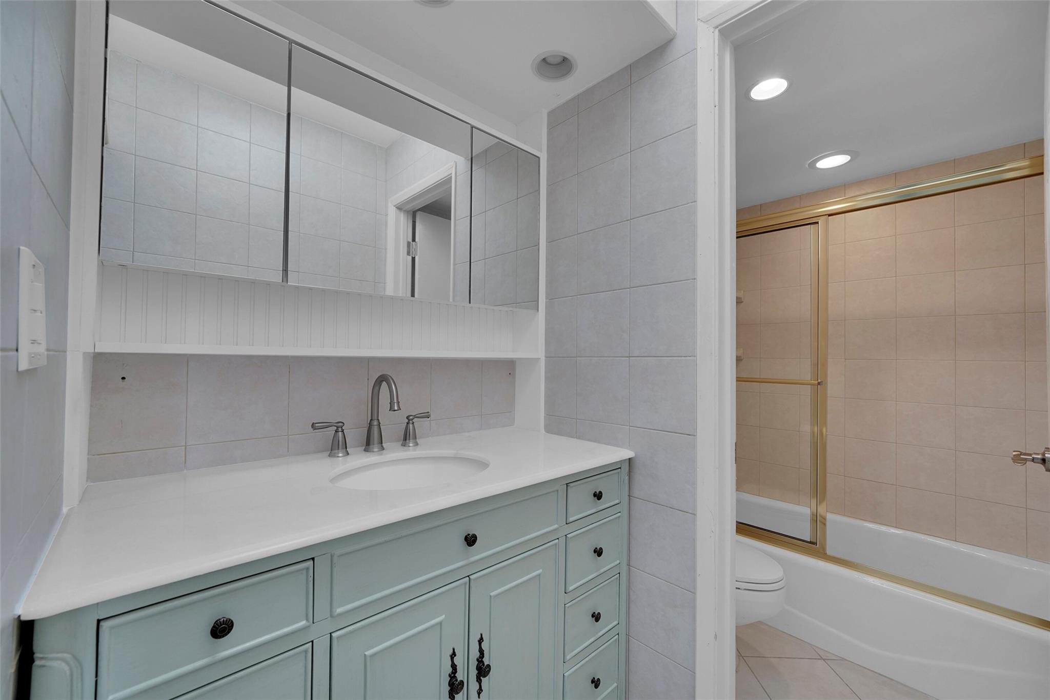 1100 SE 5 Court 97, Pompano Beach, FL 33060