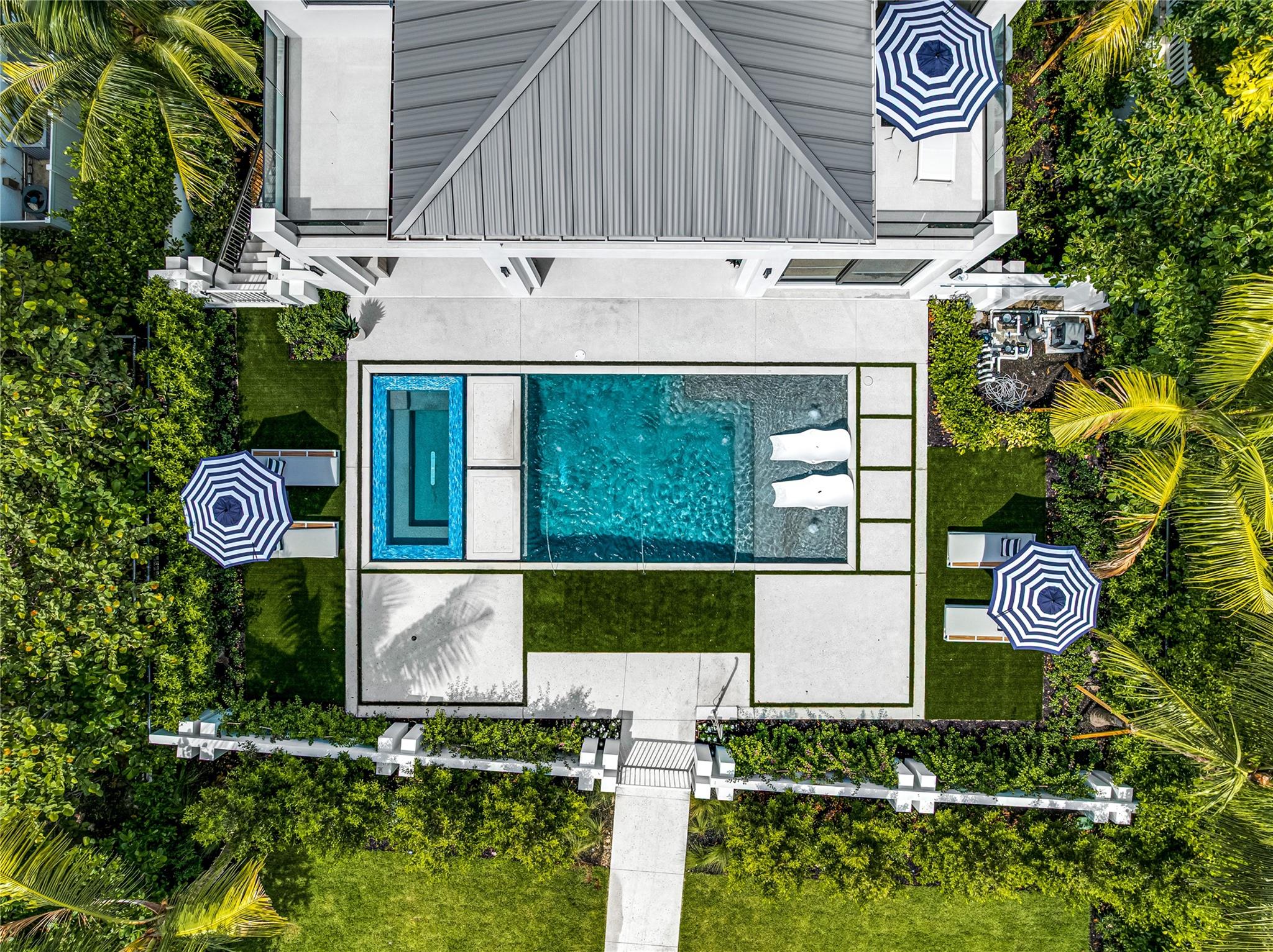 6107 N Ocean Boulevard, Ocean Ridge, FL 33435