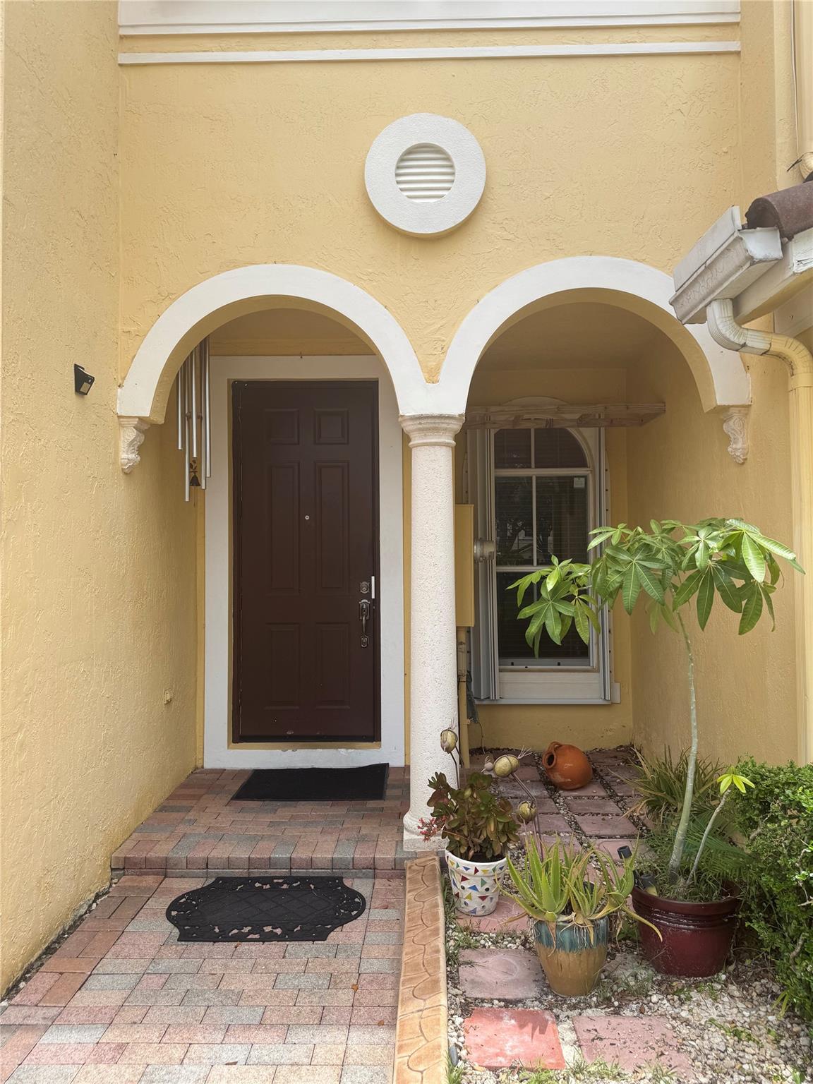 15037 SW 8th Terrace, Miami, FL 33194