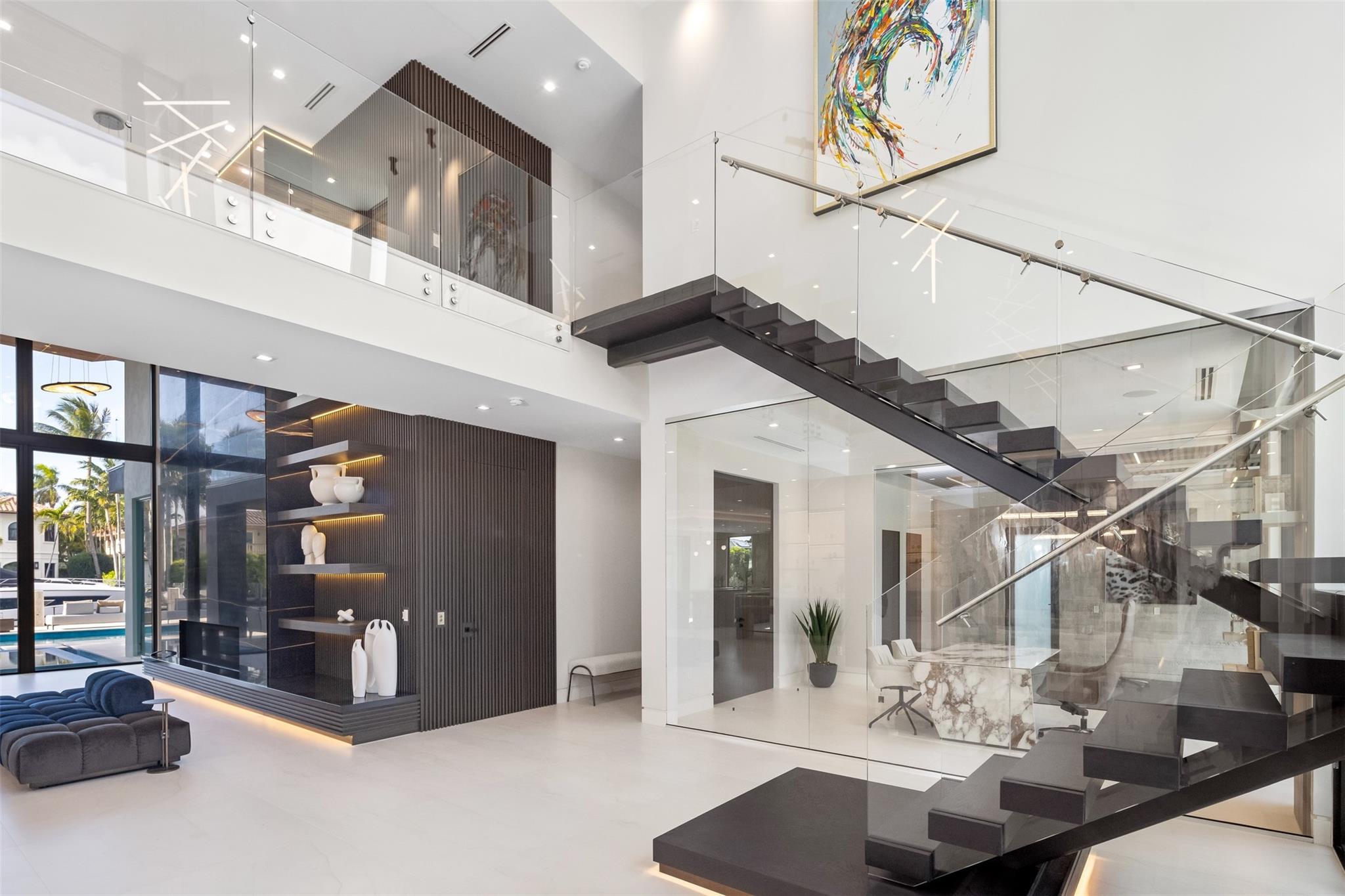 2733 NE 16th Street, Fort Lauderdale, FL 33304