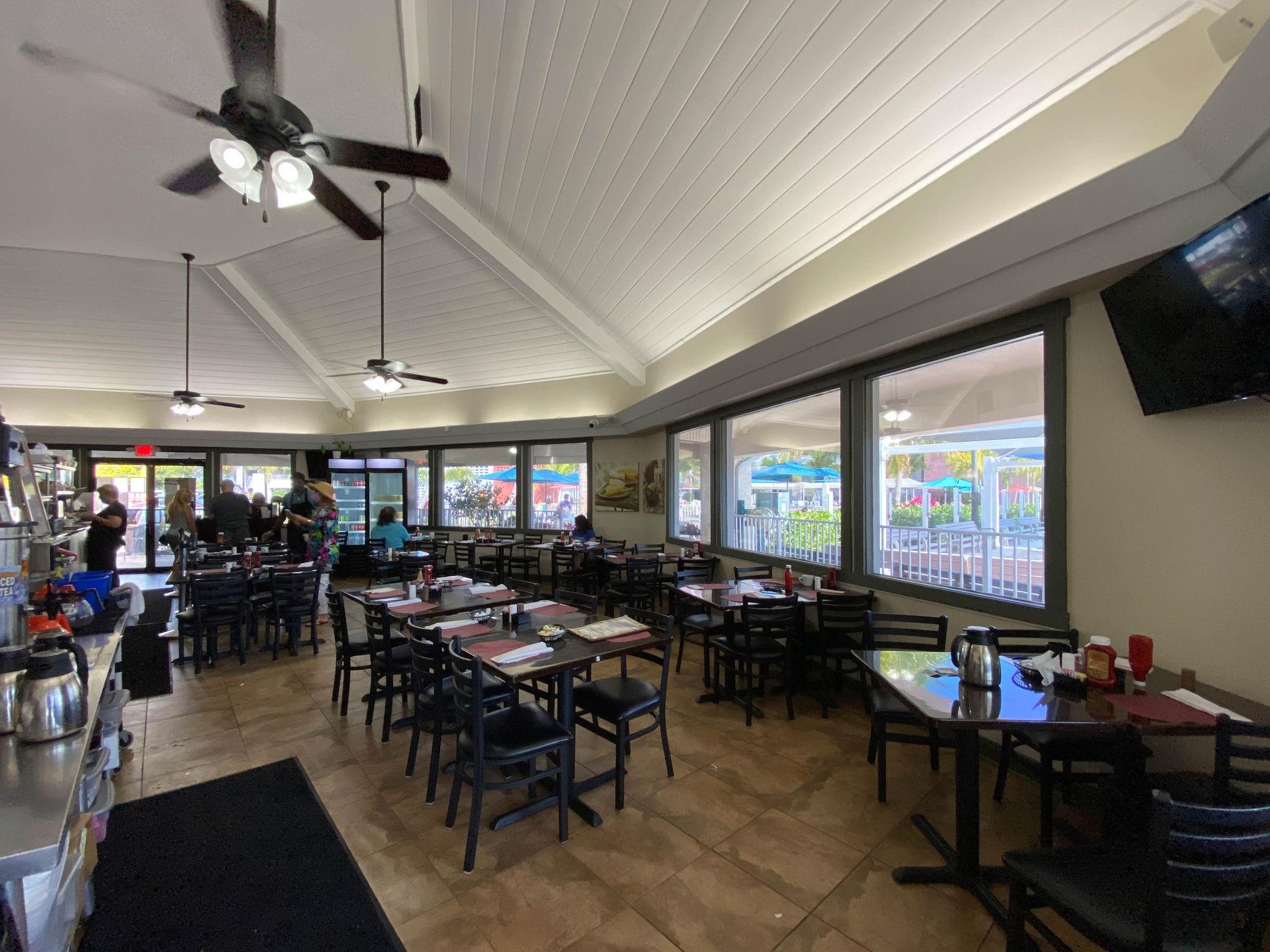 Photo for 327 Farnham P, 327, Deerfield Beach, FL 33442 - Listing #FX-10506185 327 Farnham P, 327, Deerfield Beach, FL 33442