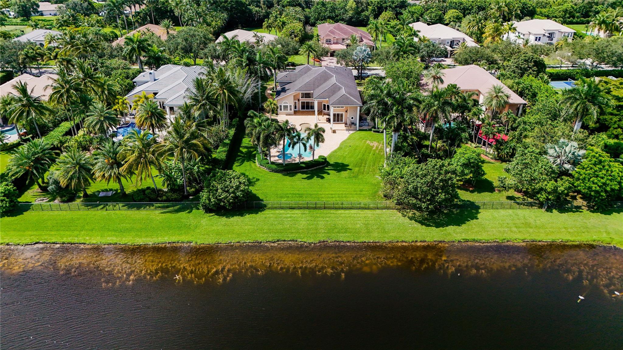 Photo for 10792 Pine Lodge Trail, Davie, FL 33328 - Listing #FX-10511577 10792 Pine Lodge Trail, Davie, FL 33328