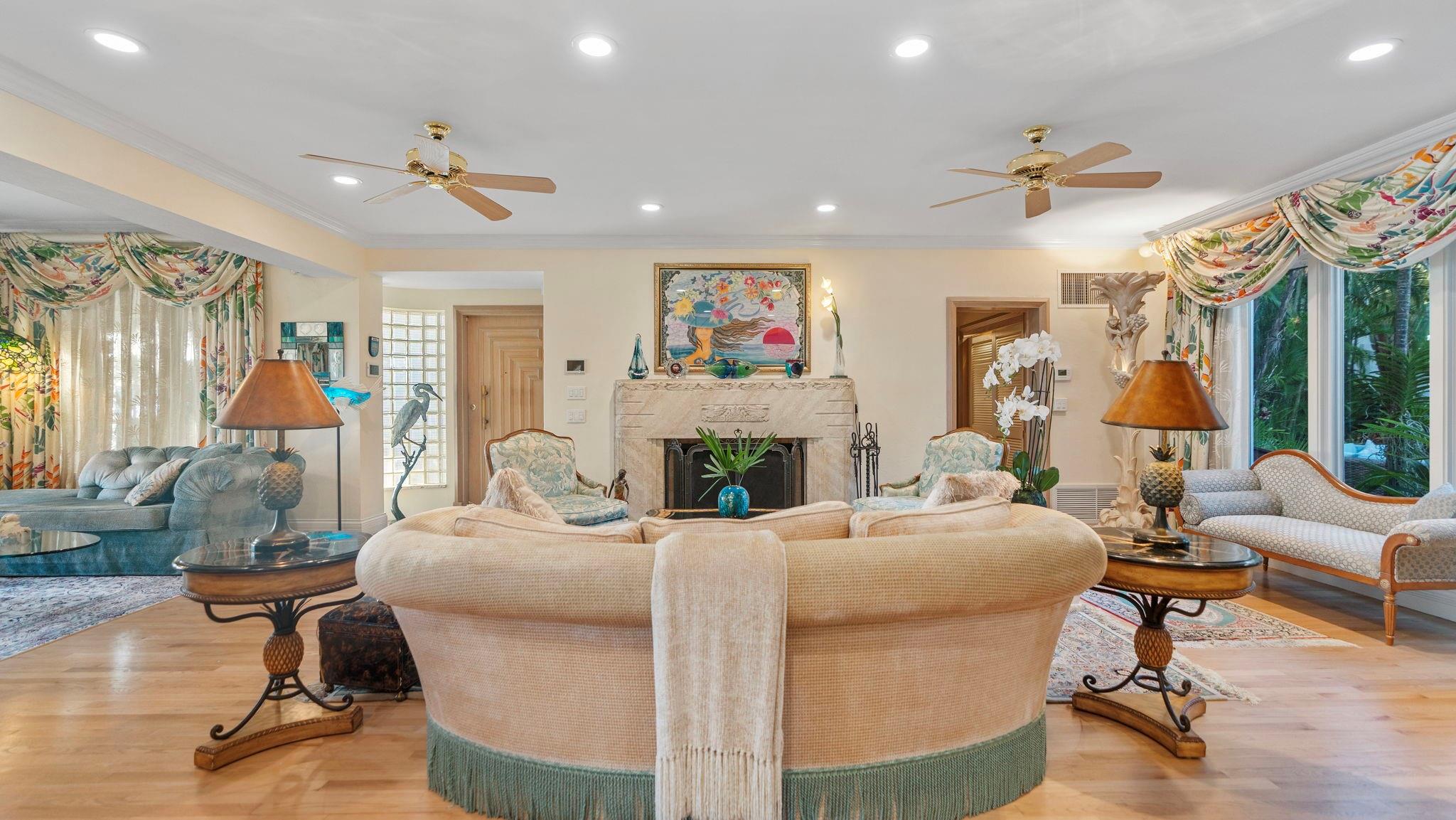 615 Idlewyld Drive, Fort Lauderdale, FL 33301