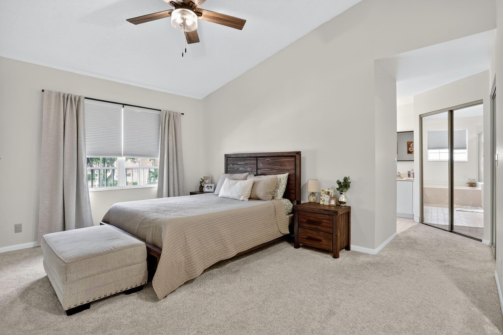 11461 Lakeview Drive 8, Coral Springs, FL 33071