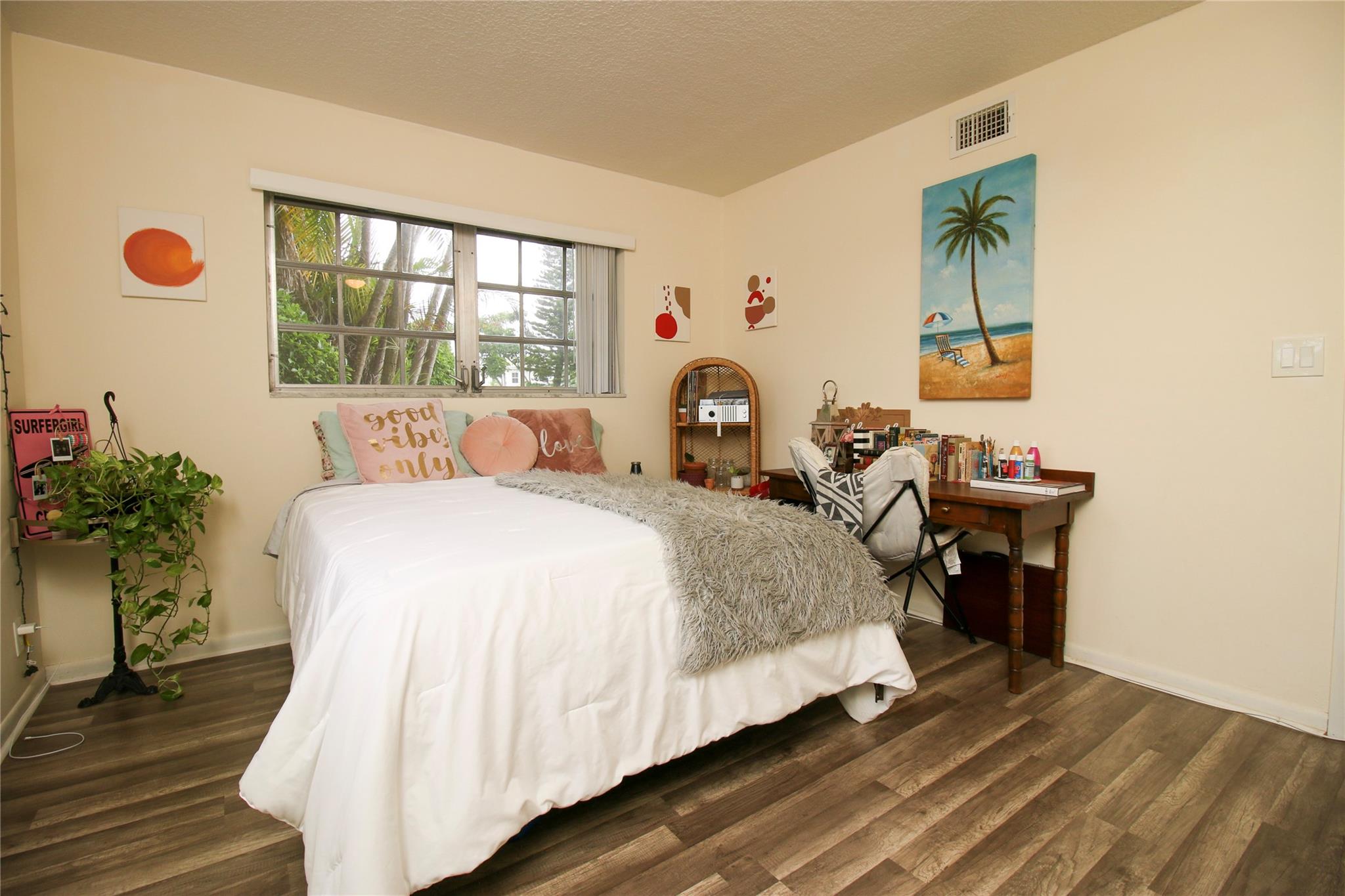 3475 Broken Woods Drive 101, Coral Springs, FL 33065