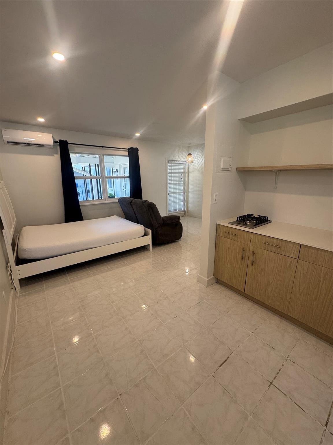 1941 Washington Street 3, Hollywood, FL 33020