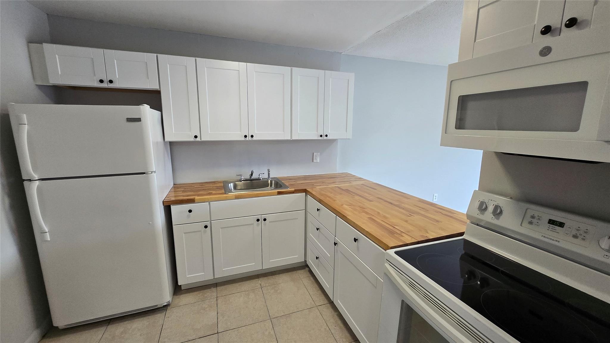 Photo for 15221 NE 6th Avenue, A204, Miami, FL 33162 - listing #FX-10535777 15221 NE 6th Avenue, A204, Miami, FL 33162