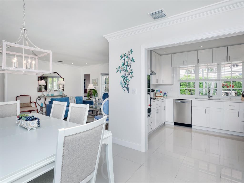 Photo for 4031 NE 17th Terrace, Oakland Park, FL 33334 - Listing #FX-10437186 4031 NE 17th Terrace, Oakland Park, FL 33334