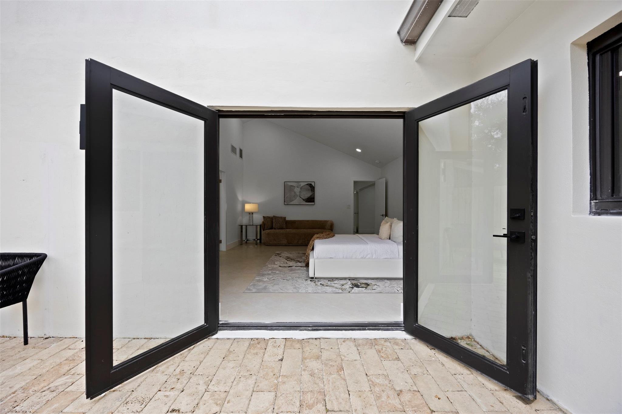 Private Primary Courtyard