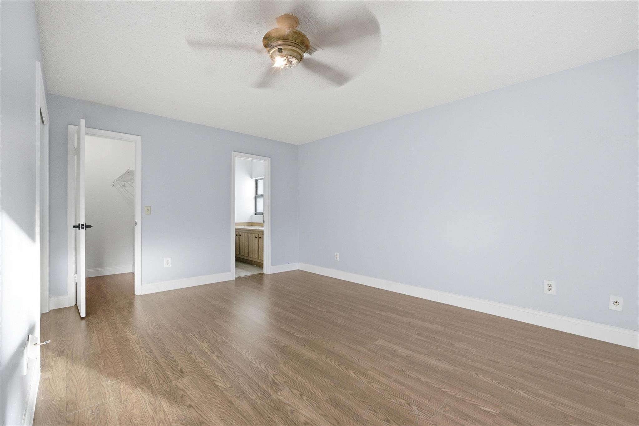 2702 NW 98th Way, Coral Springs, FL 33065