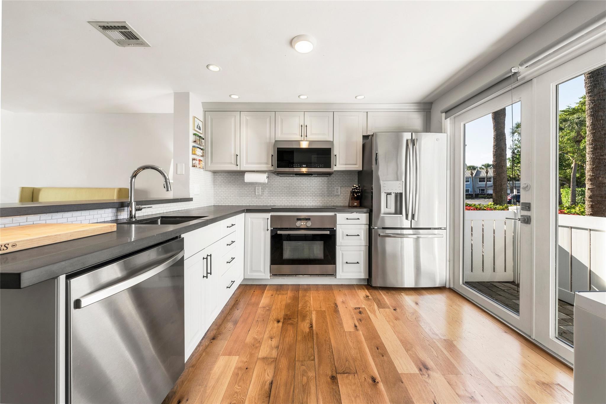 998 E Jeffery Street, Boca Raton, FL 33487