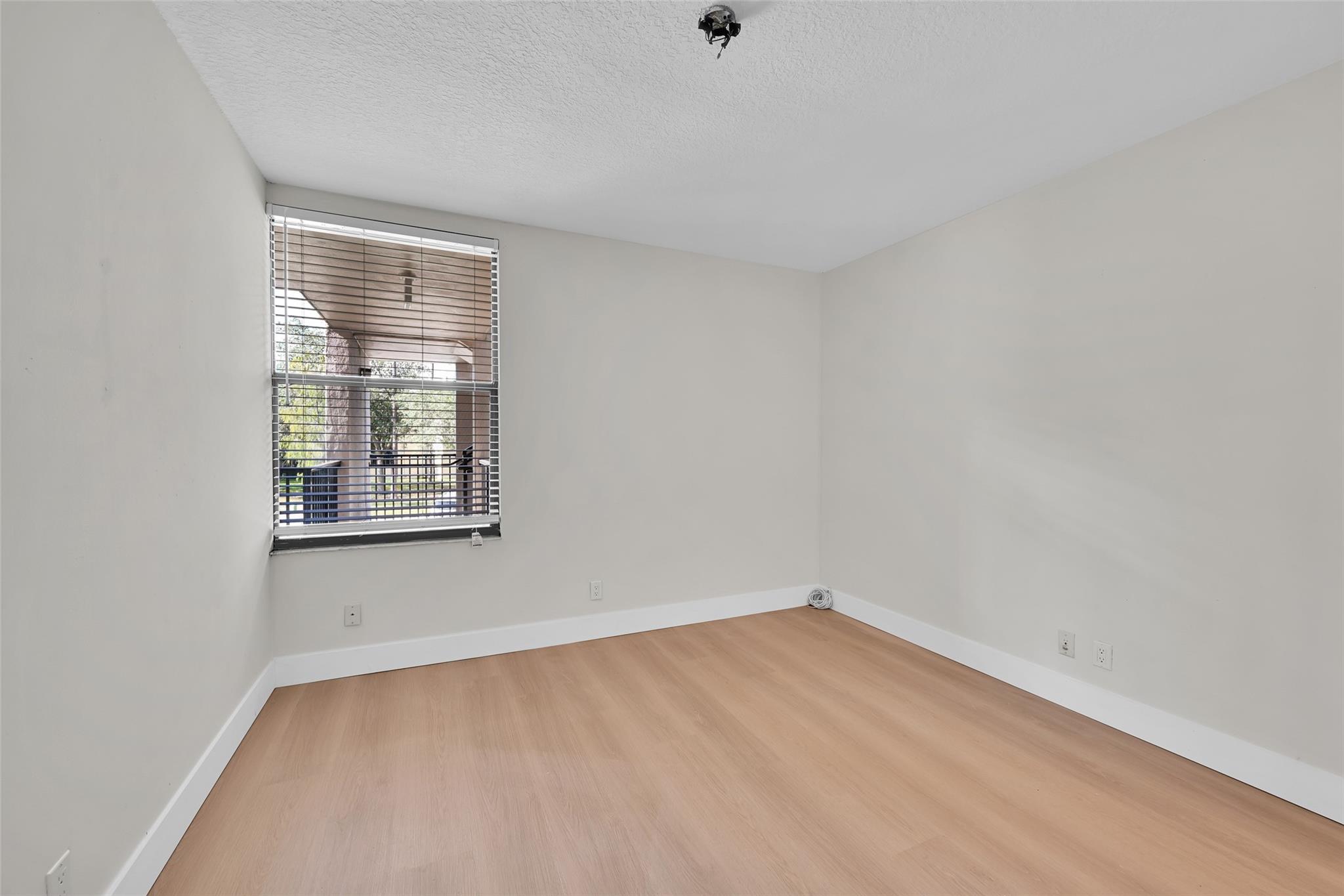 8411 Forest Hills Drive 206, Coral Springs, FL 33065