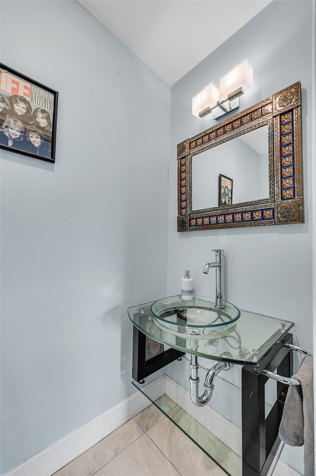 Photo for 2716 NE 10th Terrace, Wilton Manors, FL 33334 - Listing #FX-10518956 2716 NE 10th Terrace, Wilton Manors, FL 33334