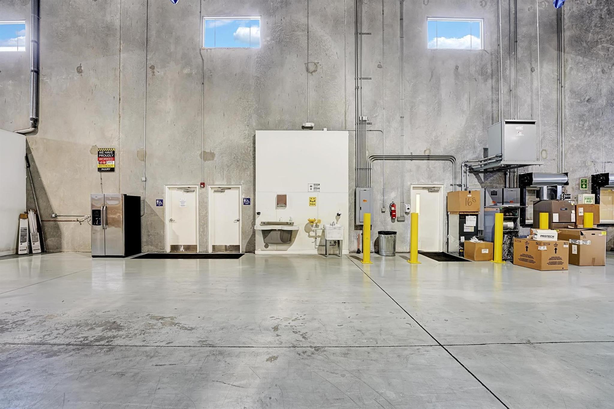 4300 NW 124th Avenue, Coral Springs, FL 33065