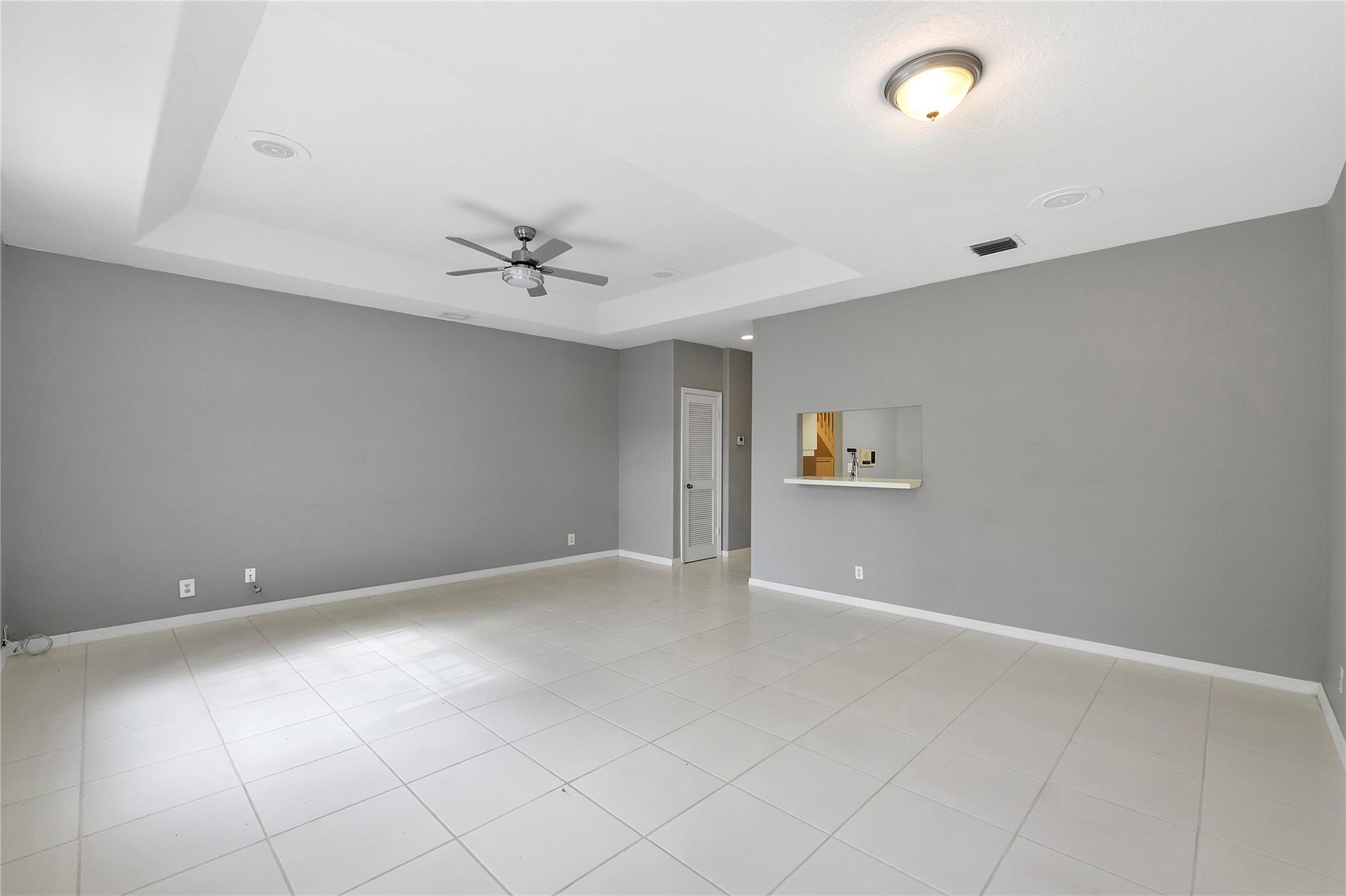 9664 Royal Palm Boulevard, Coral Springs, FL 33065