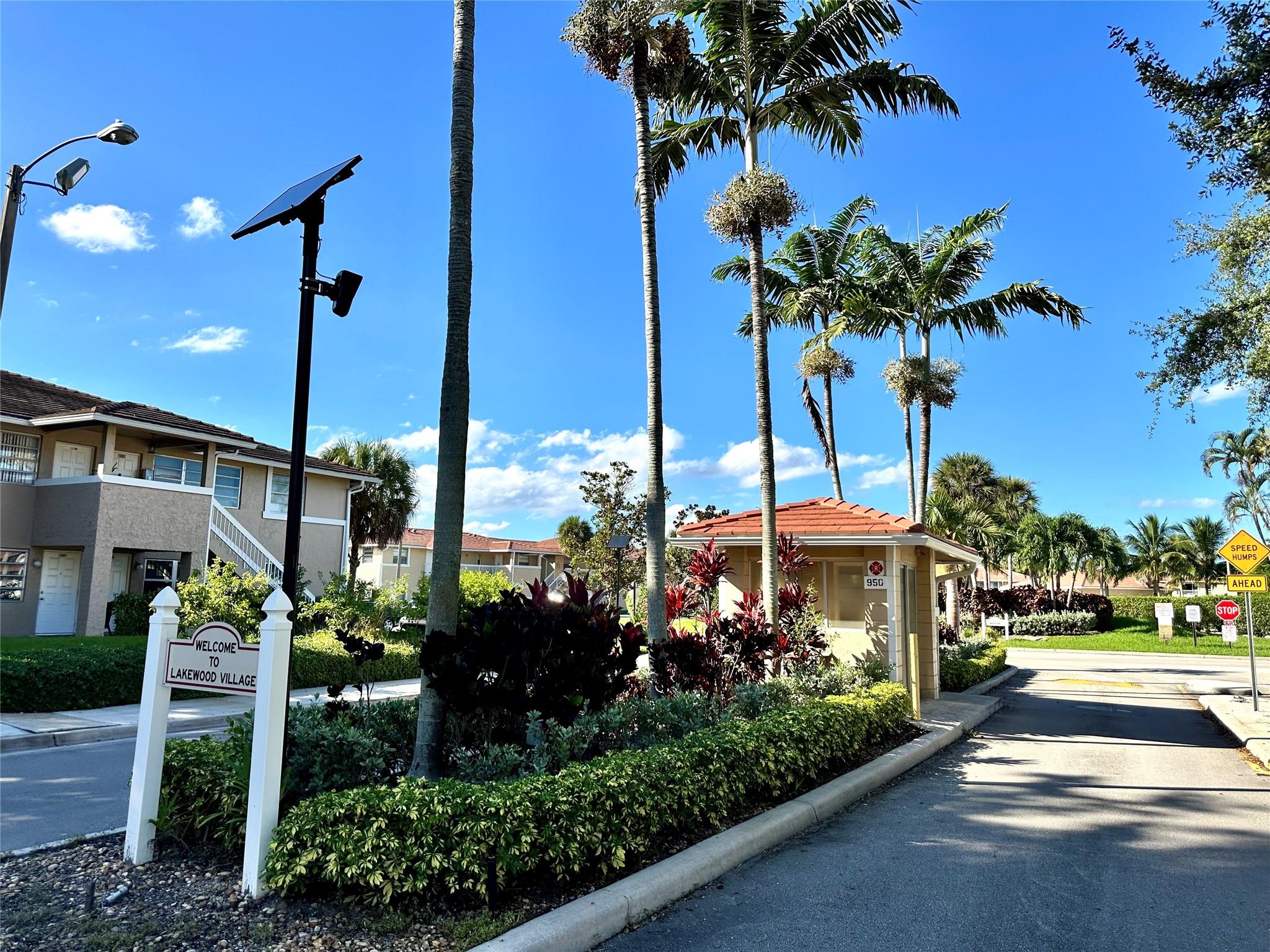 930 Twin Lakes Drive 8-P, Coral Springs, FL 33071