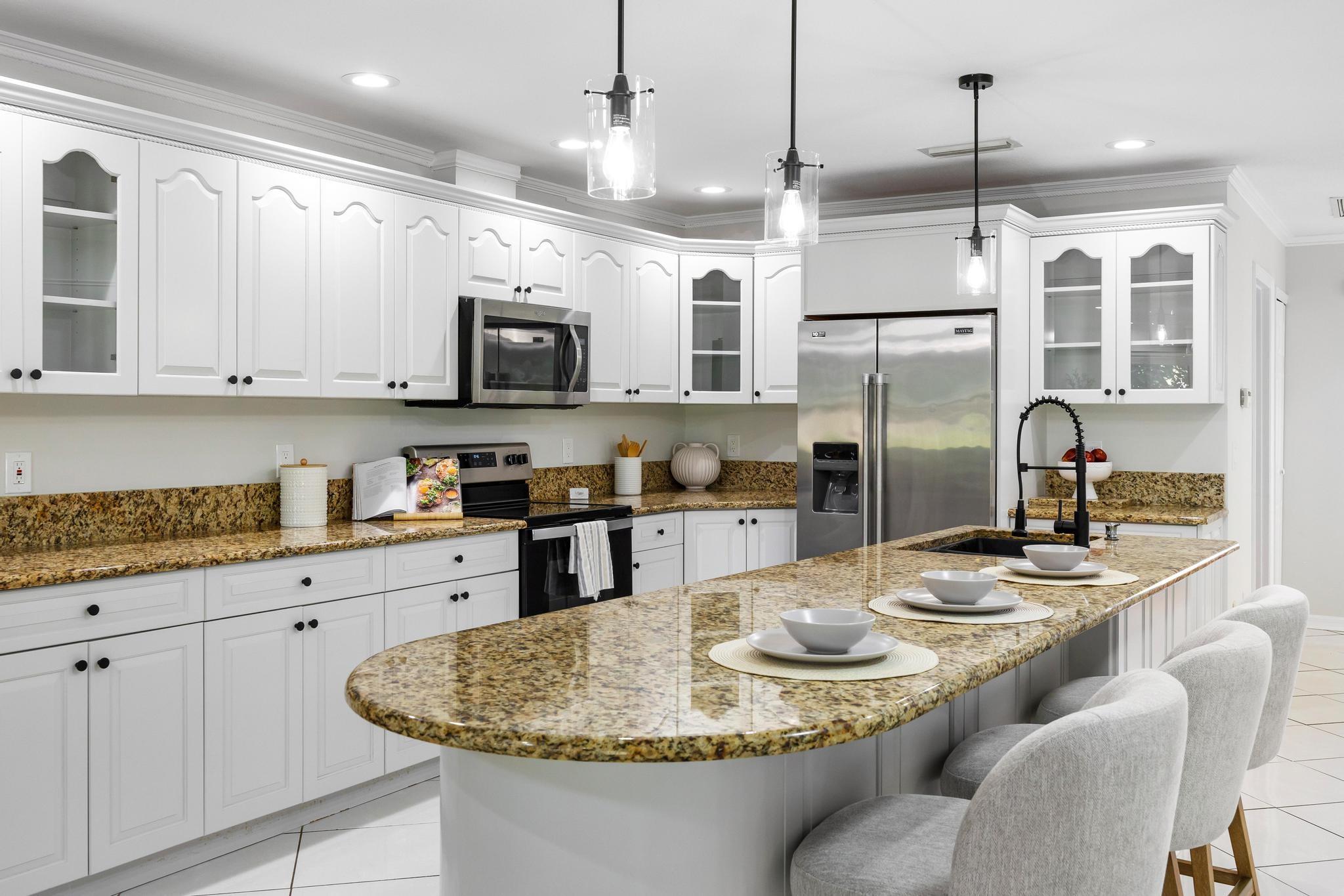 Photo for 570 SE Nome Drive, Port Saint Lucie, FL 34984 - Listing #FX-10519281 570 SE Nome Drive, Port Saint Lucie, FL 34984
