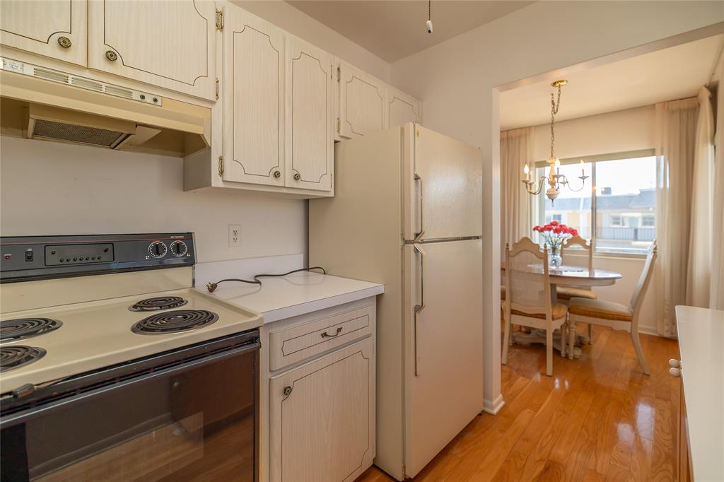 Photo for 3280 Lake Osborne Drive, 206, Lake Worth Beach, FL 33461 - Listing #FX-10432025 3280 Lake Osborne Drive, 206, Lake Worth Beach, FL 33461